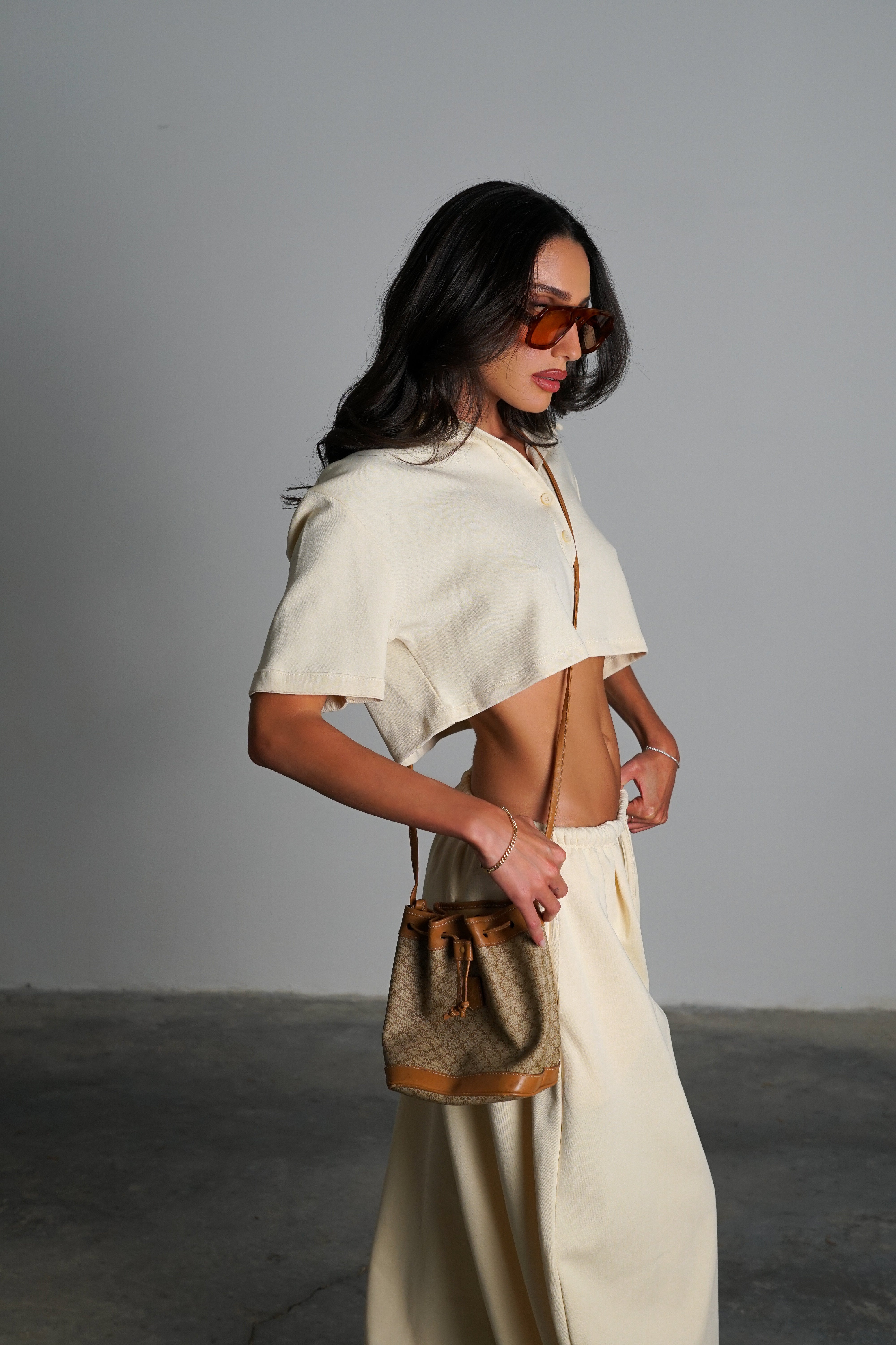 חליפת בלום-חמאה