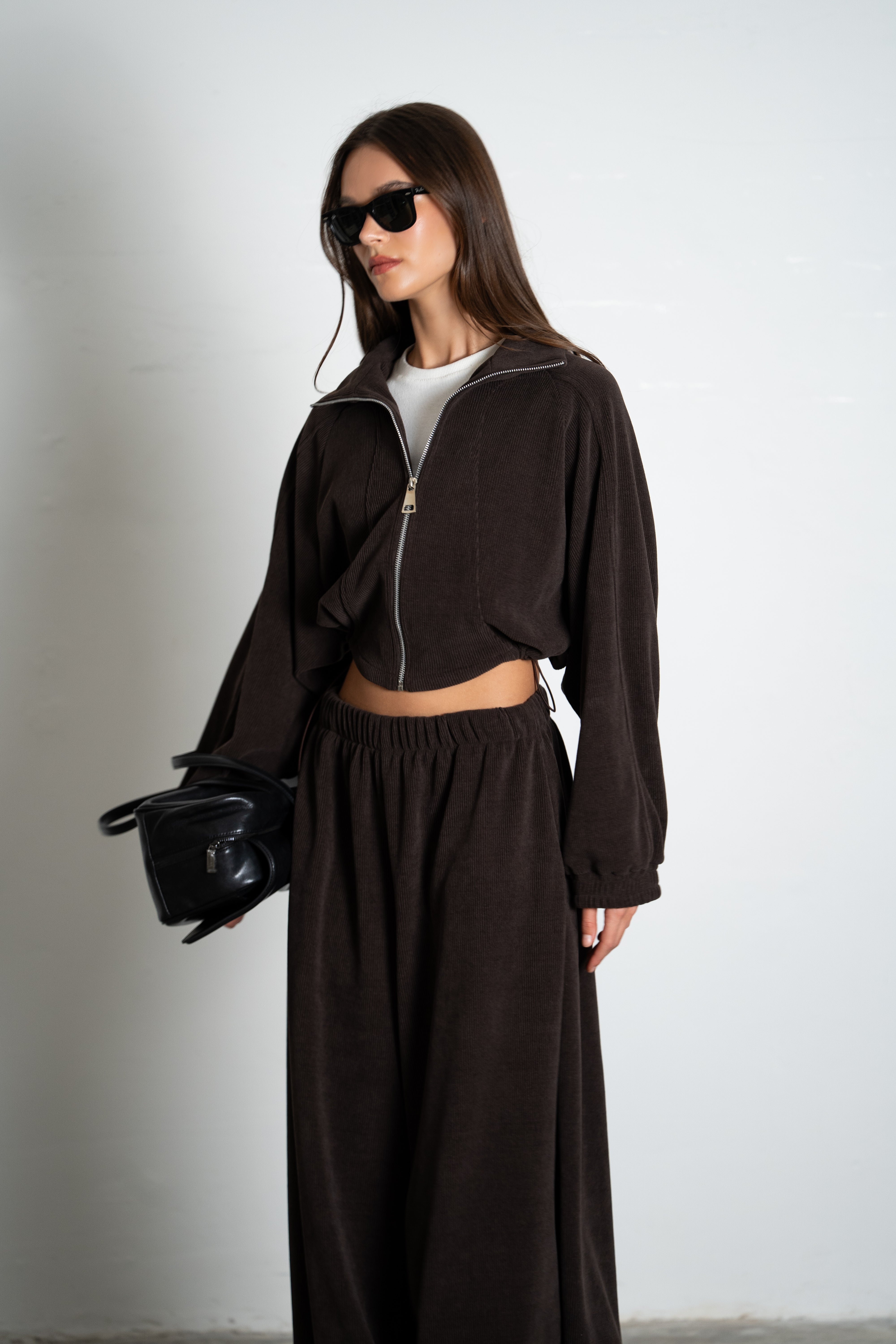 חליפת ריטרי קורדרוי-חום שוקולד