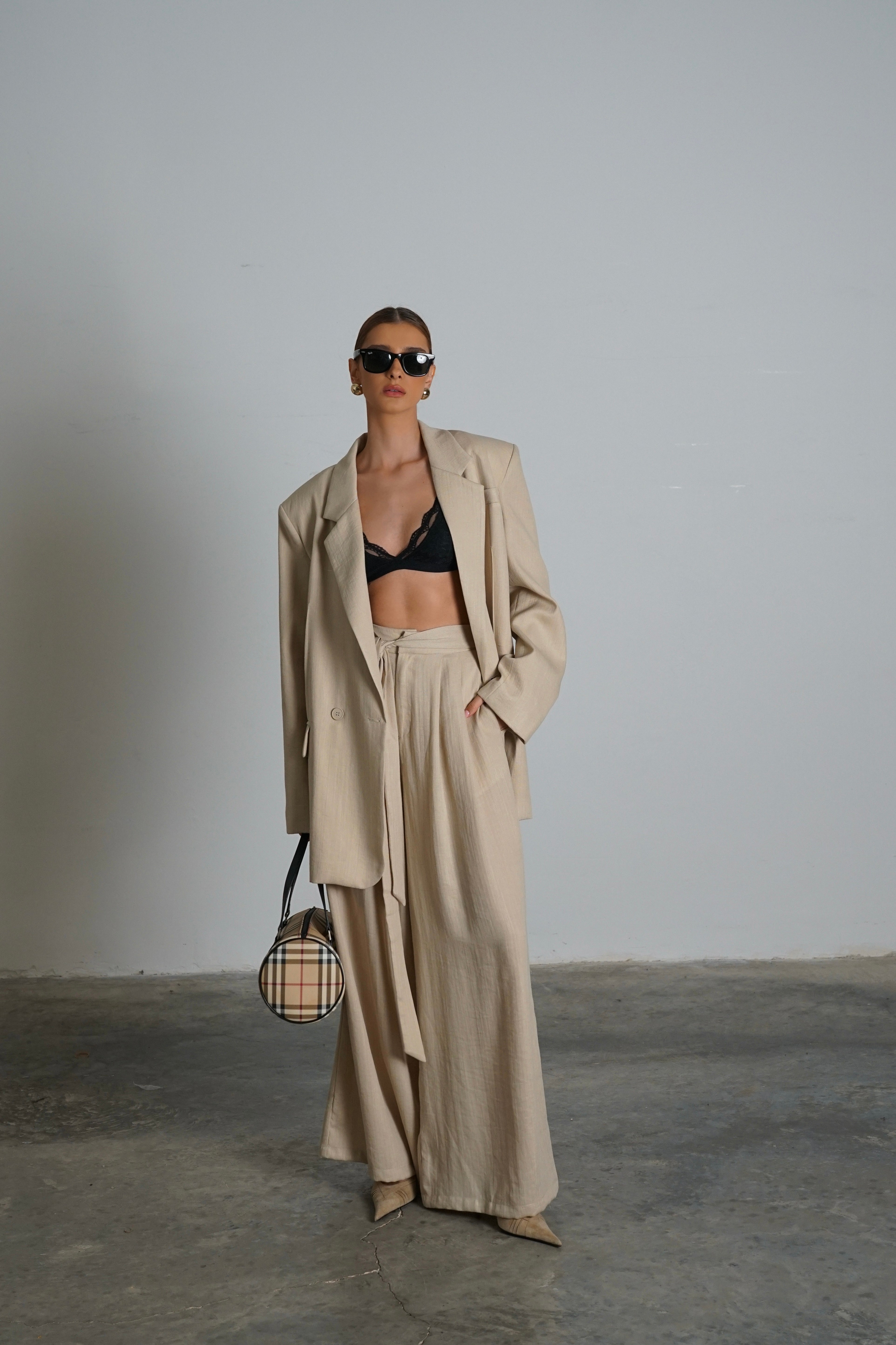 חליפת דואמו-אבן