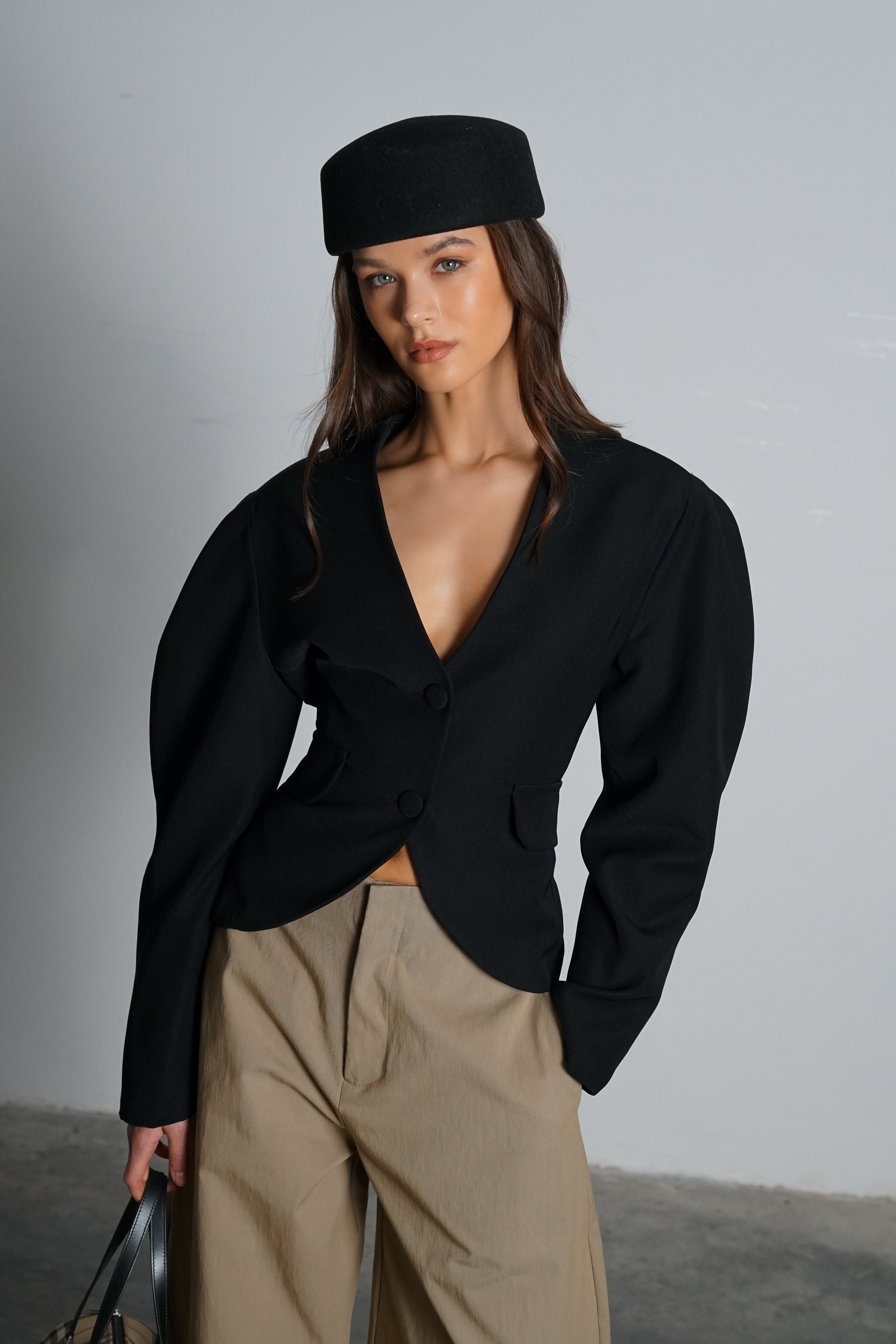 ג'קט אמיליה-שחור