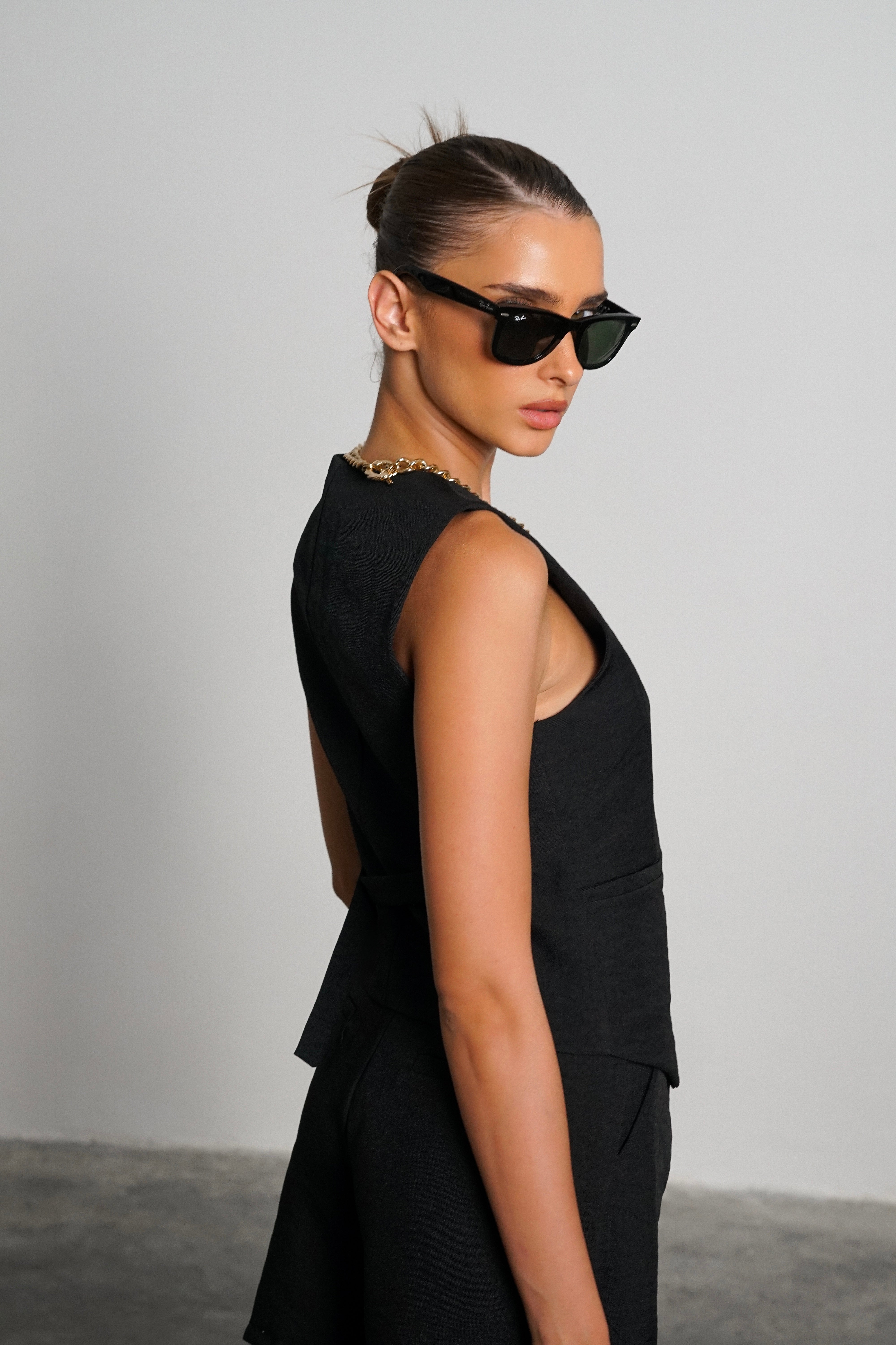 חליפת דונה-שחור