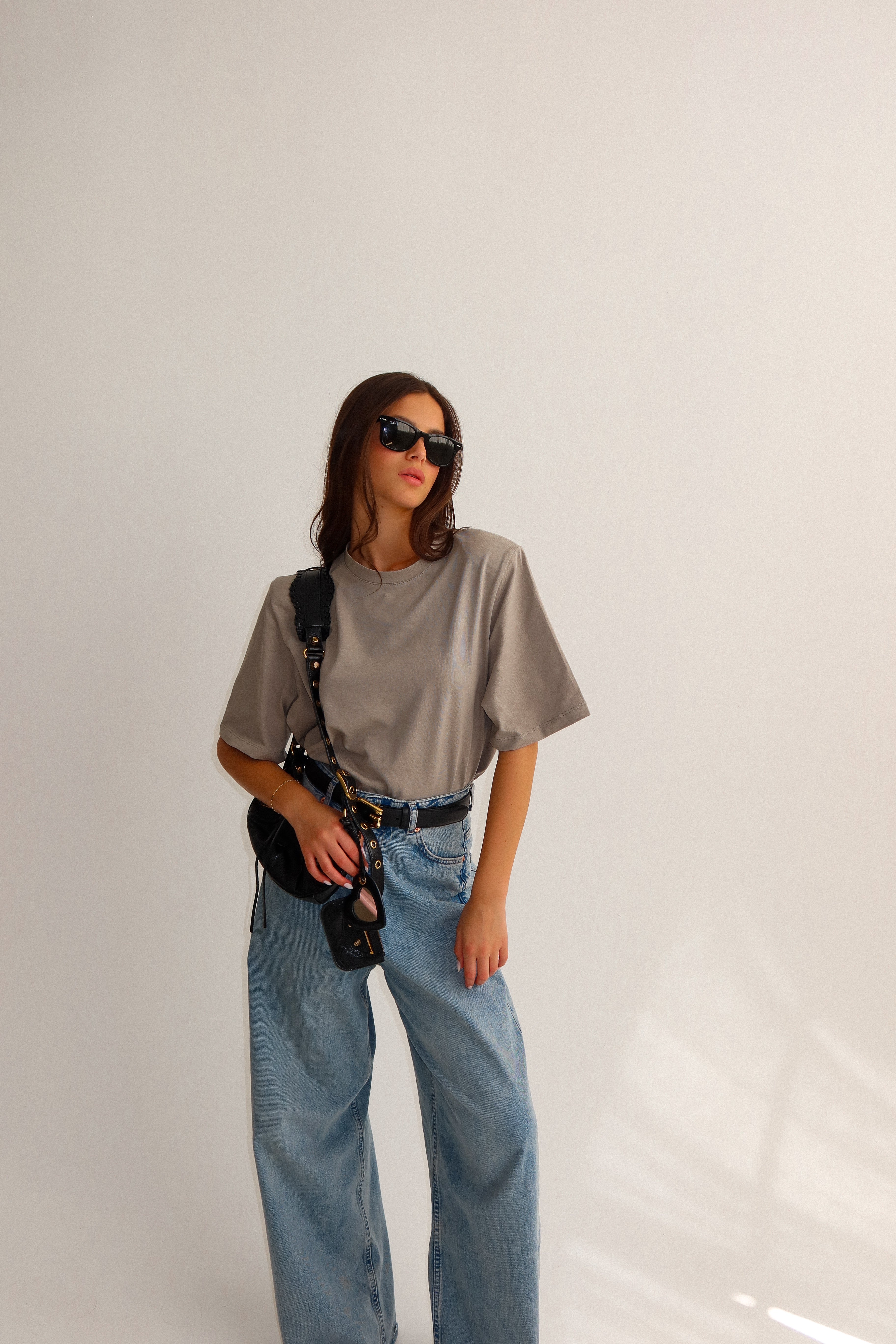 חולצת פרימה-אפור ירוק