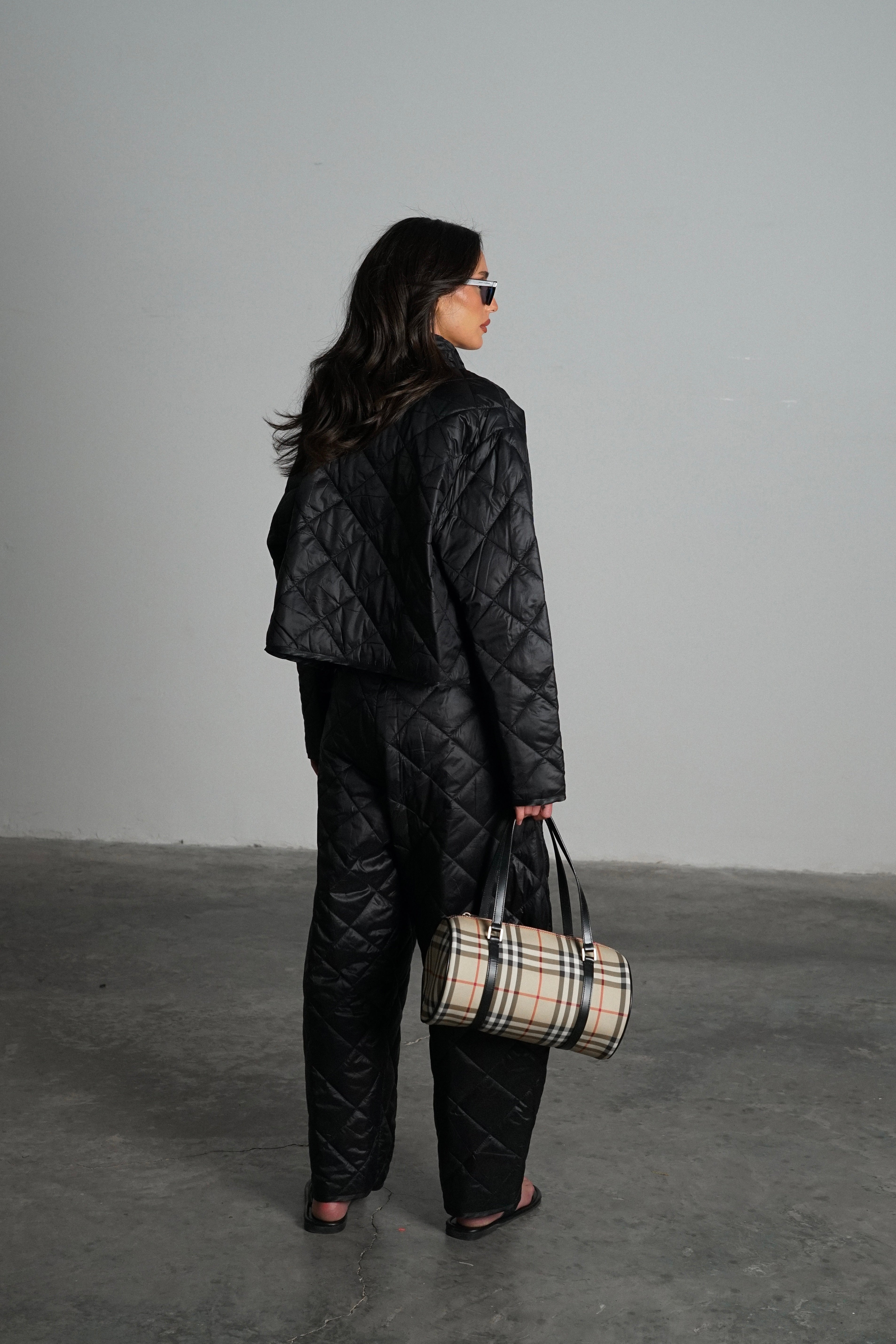 חליפת מלומה-שחור