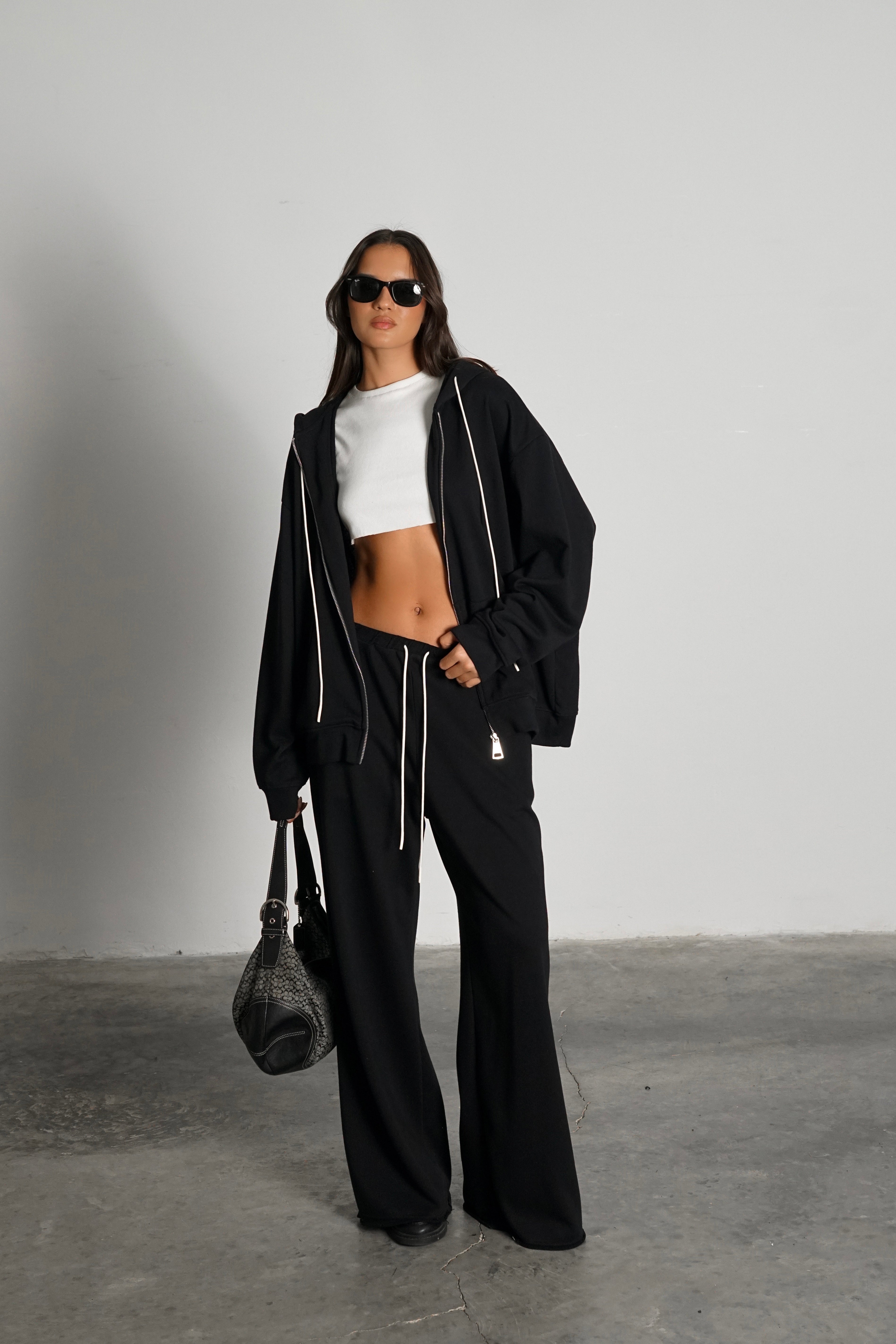 חליפת לובר-שחור