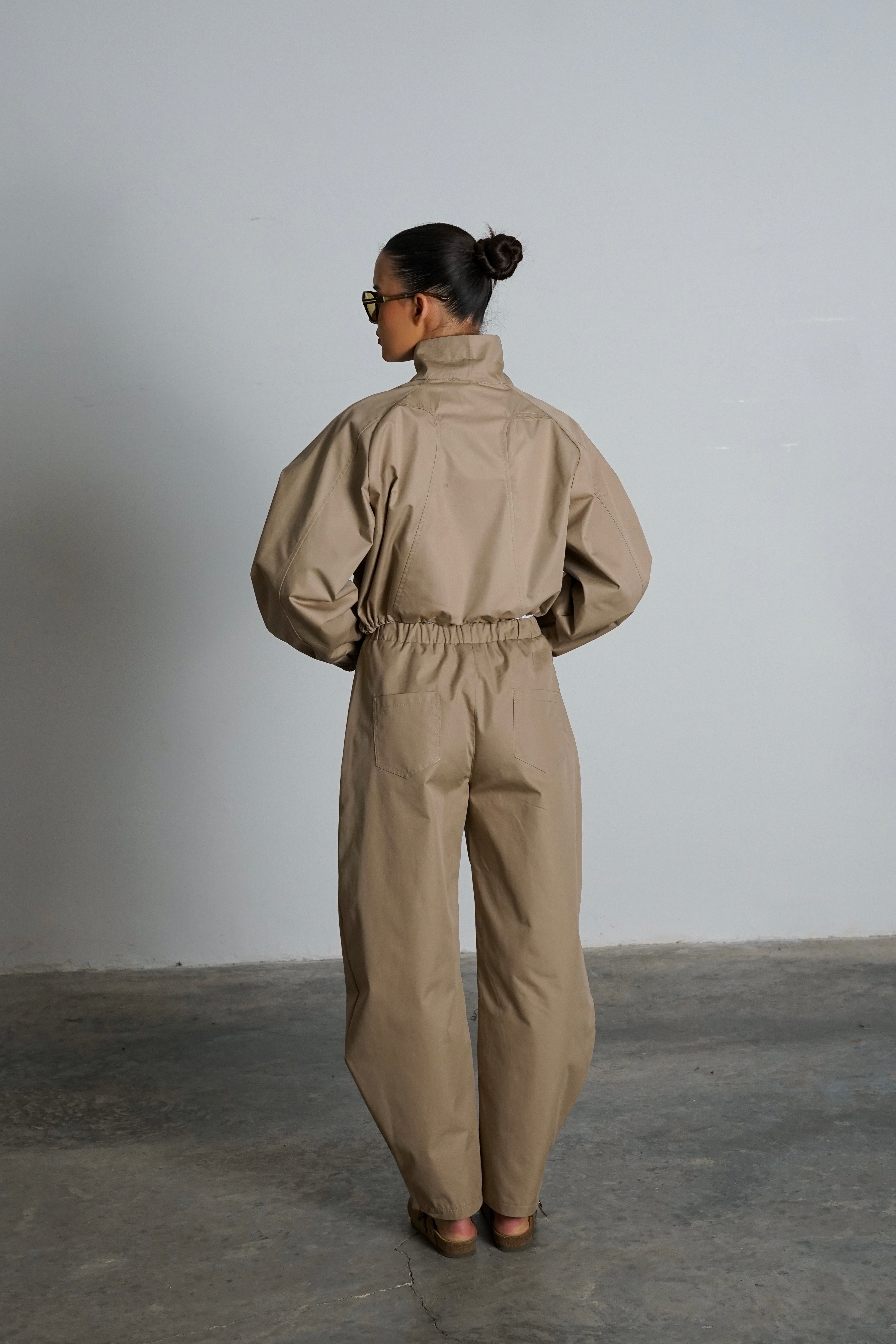 חליפת אסטל-אבן