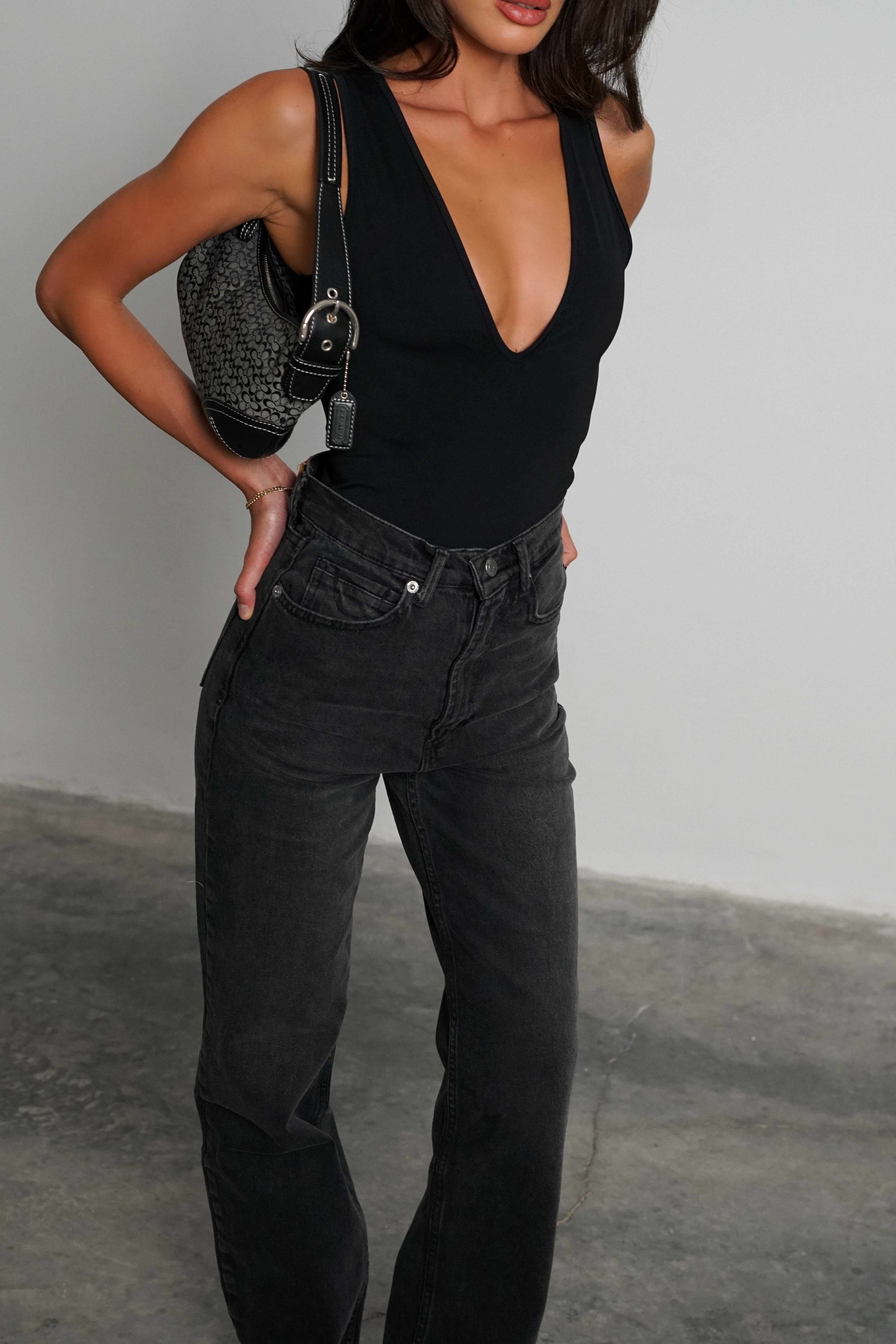 בגד גוף פולי-שחור