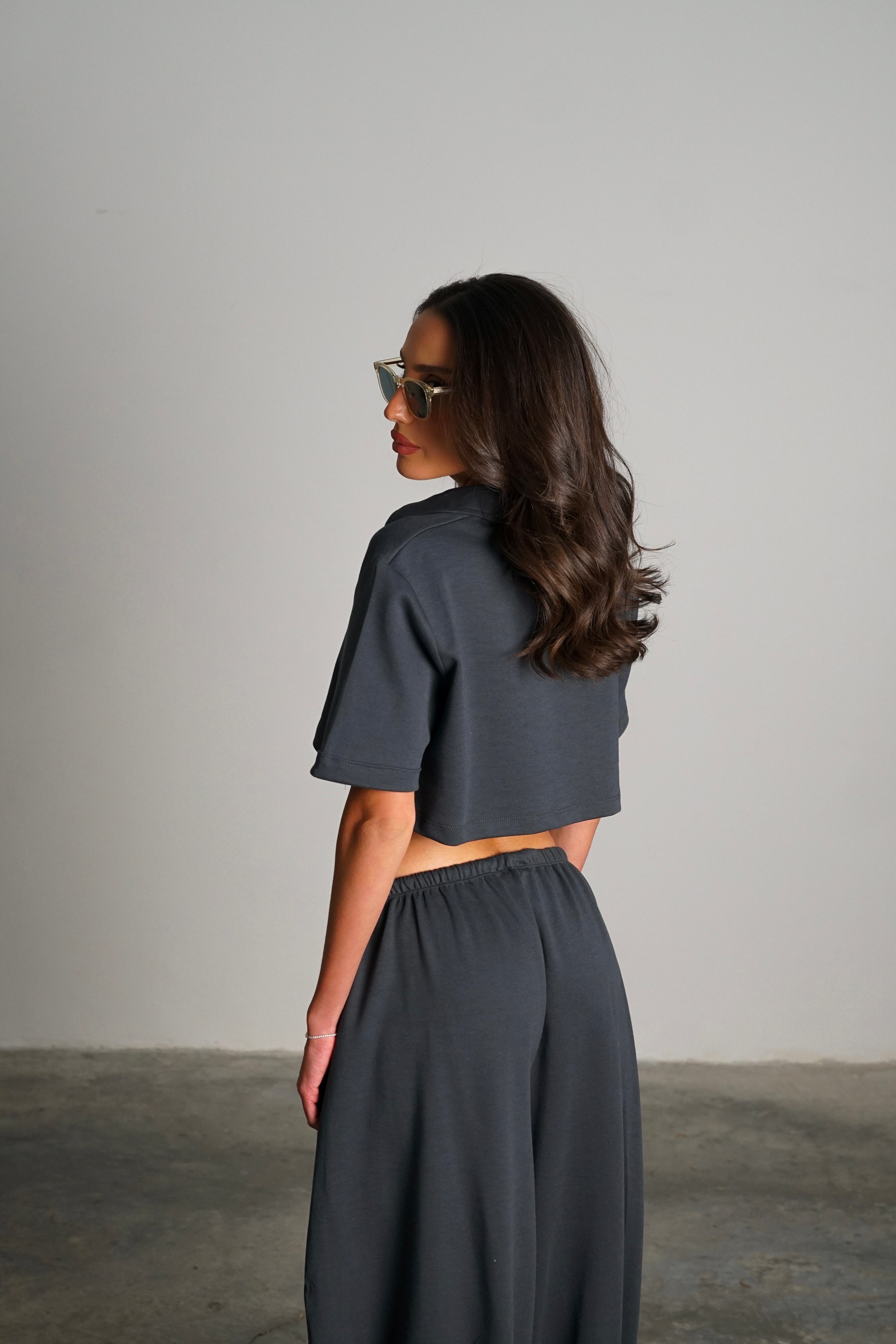 חליפת בלום-אפור פלדה