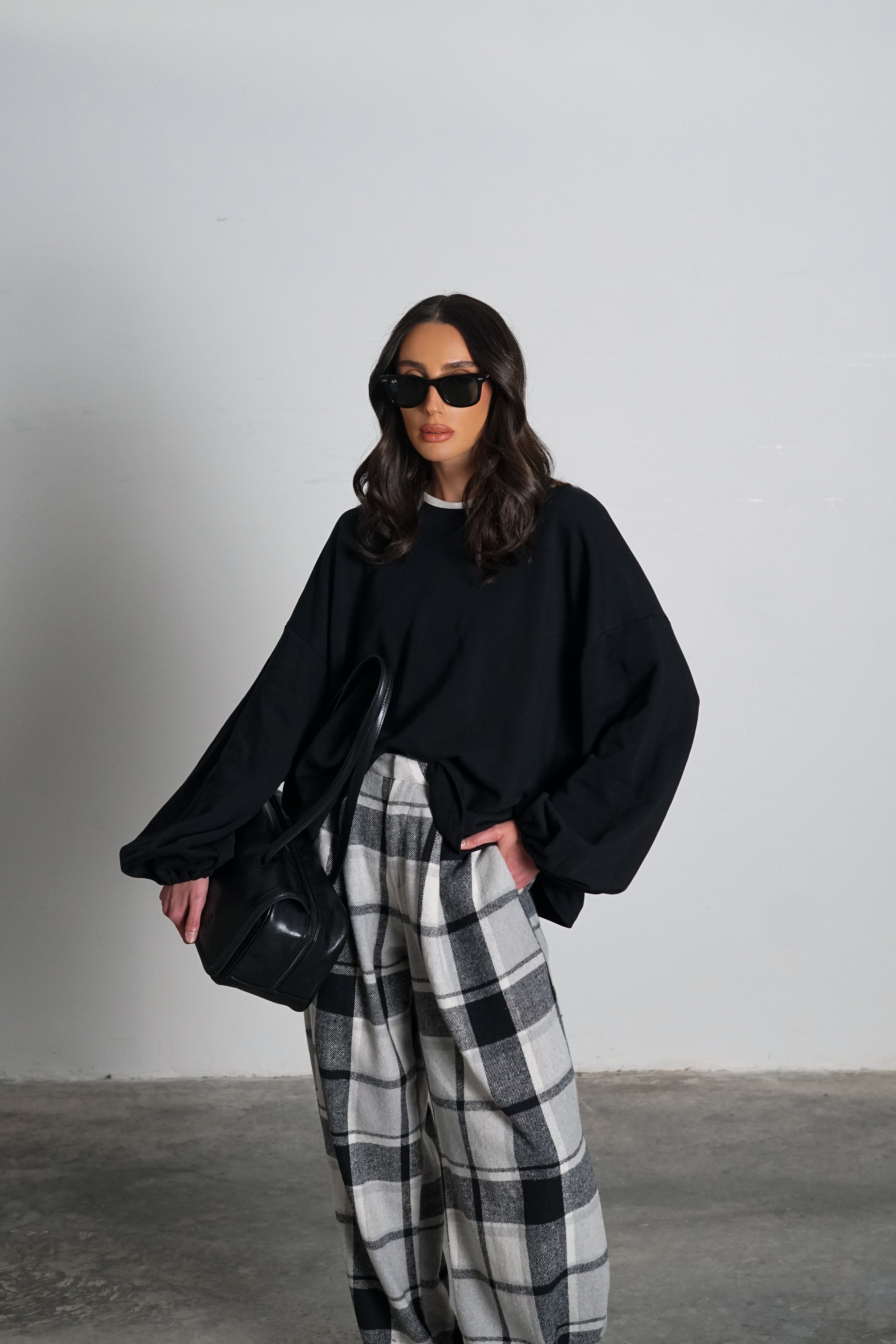 חולצת מייבי-שחור