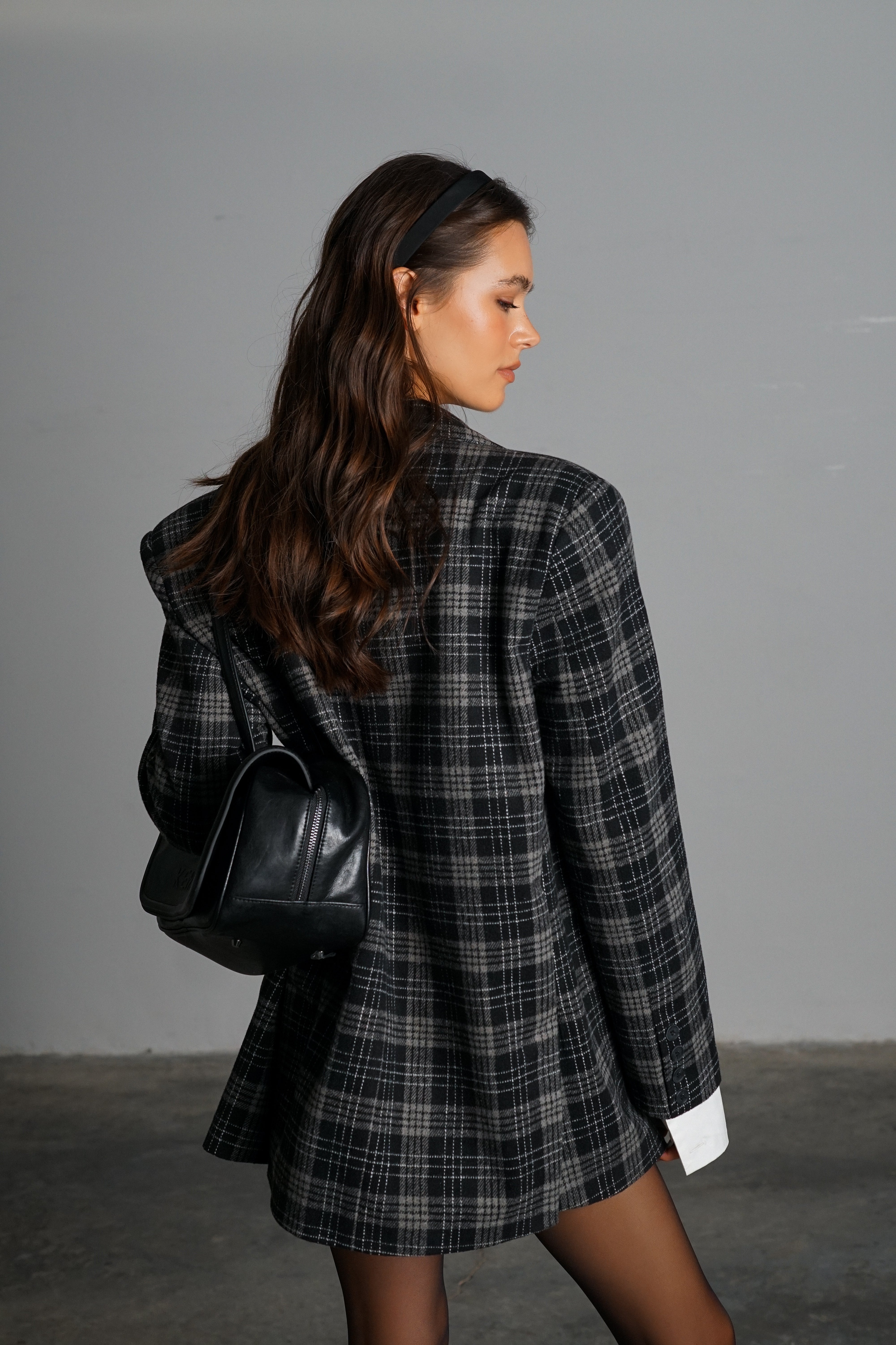 חליפת אנדטה-אפור משבצות