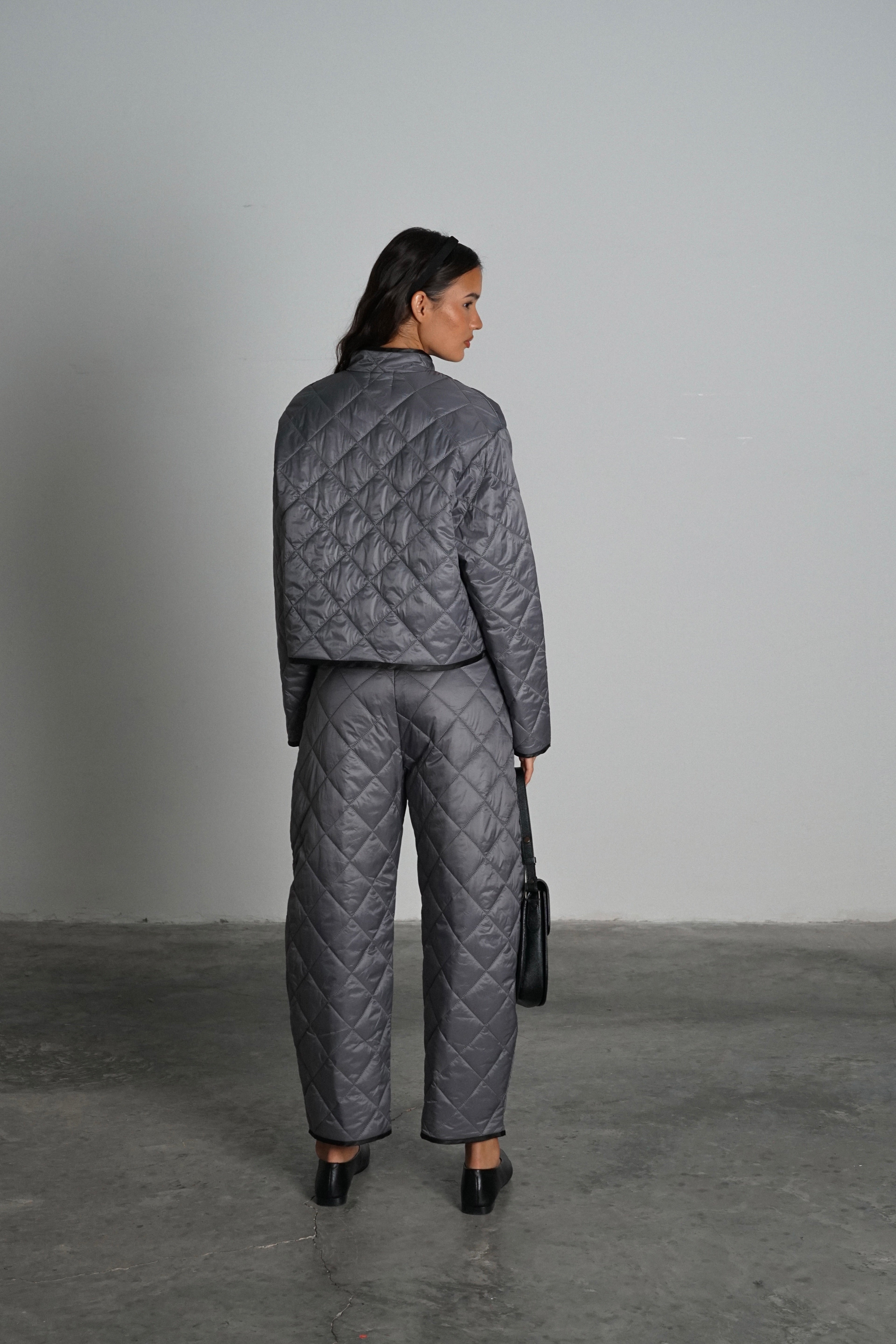 חליפת מלומה-אפור