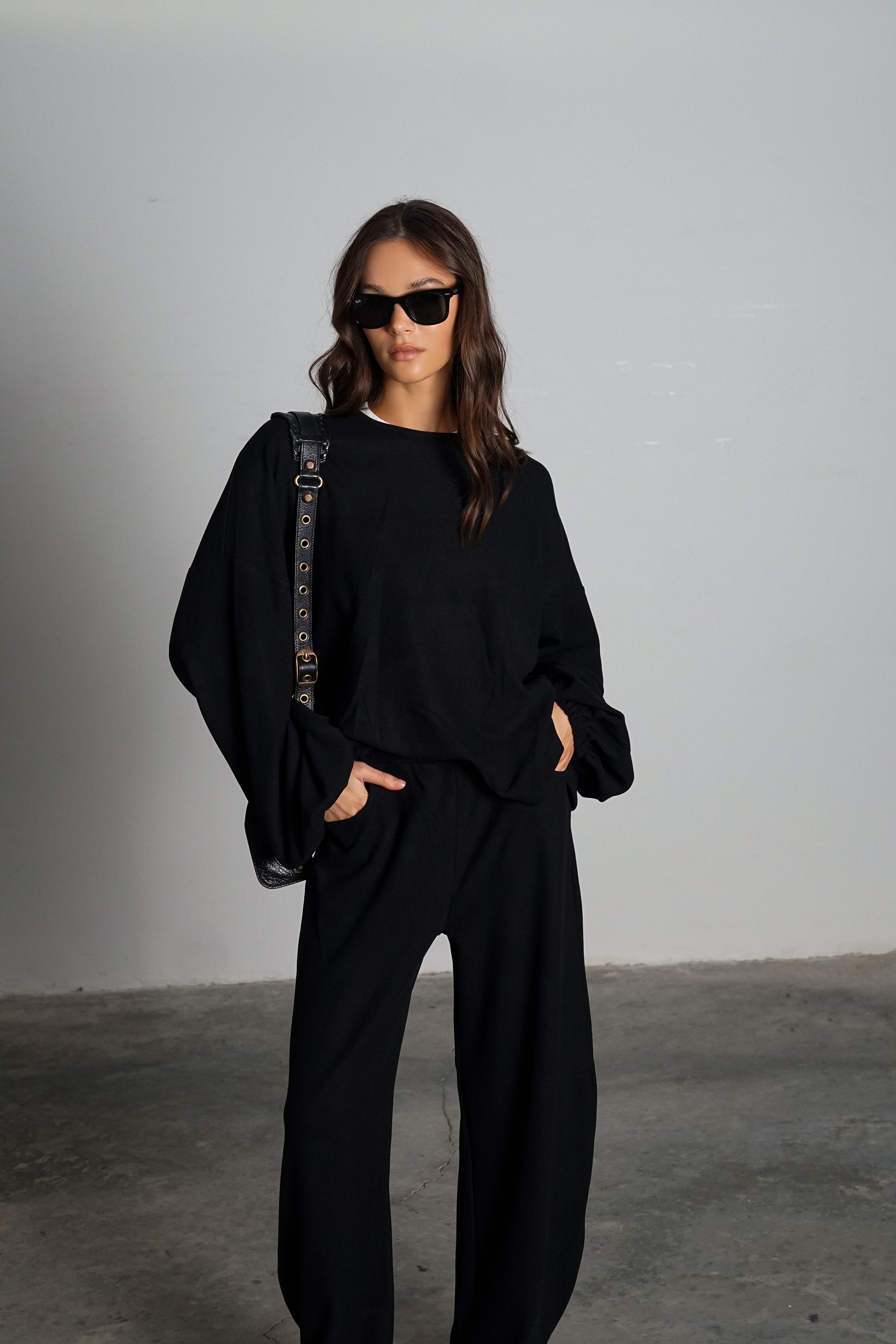 חליפת סאלין-שחור