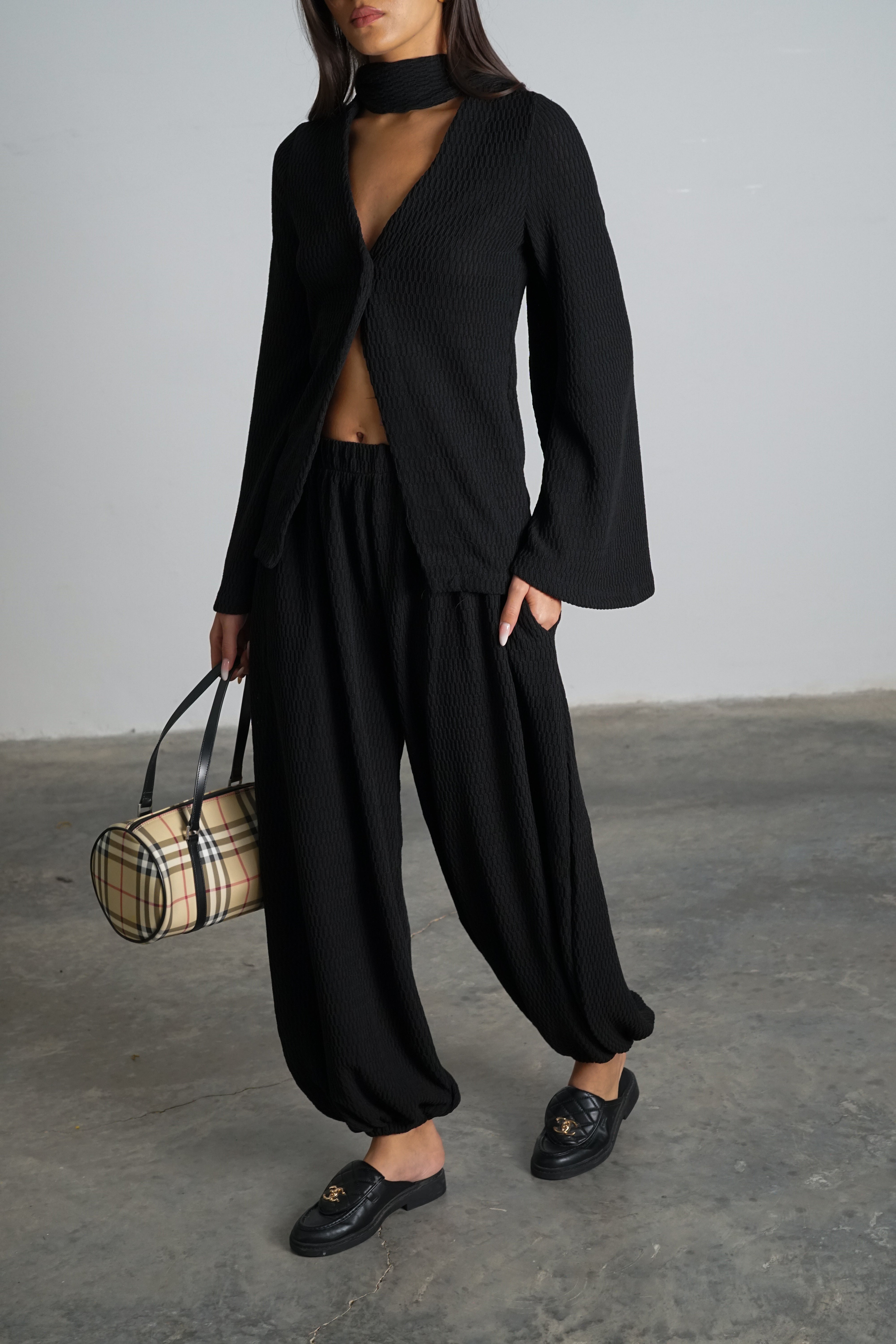 חליפת סאבלט-שחור