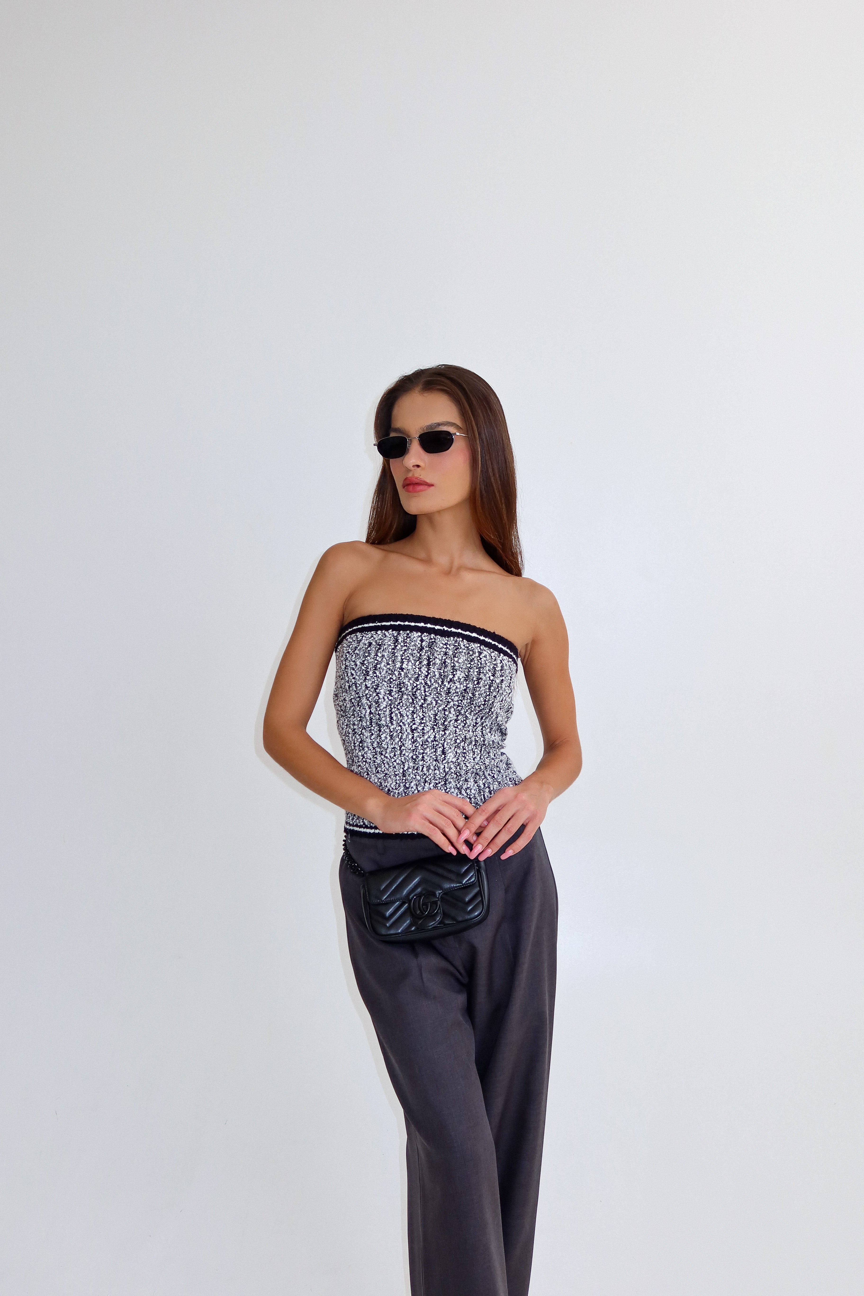 חולצת סטרפלס גיל