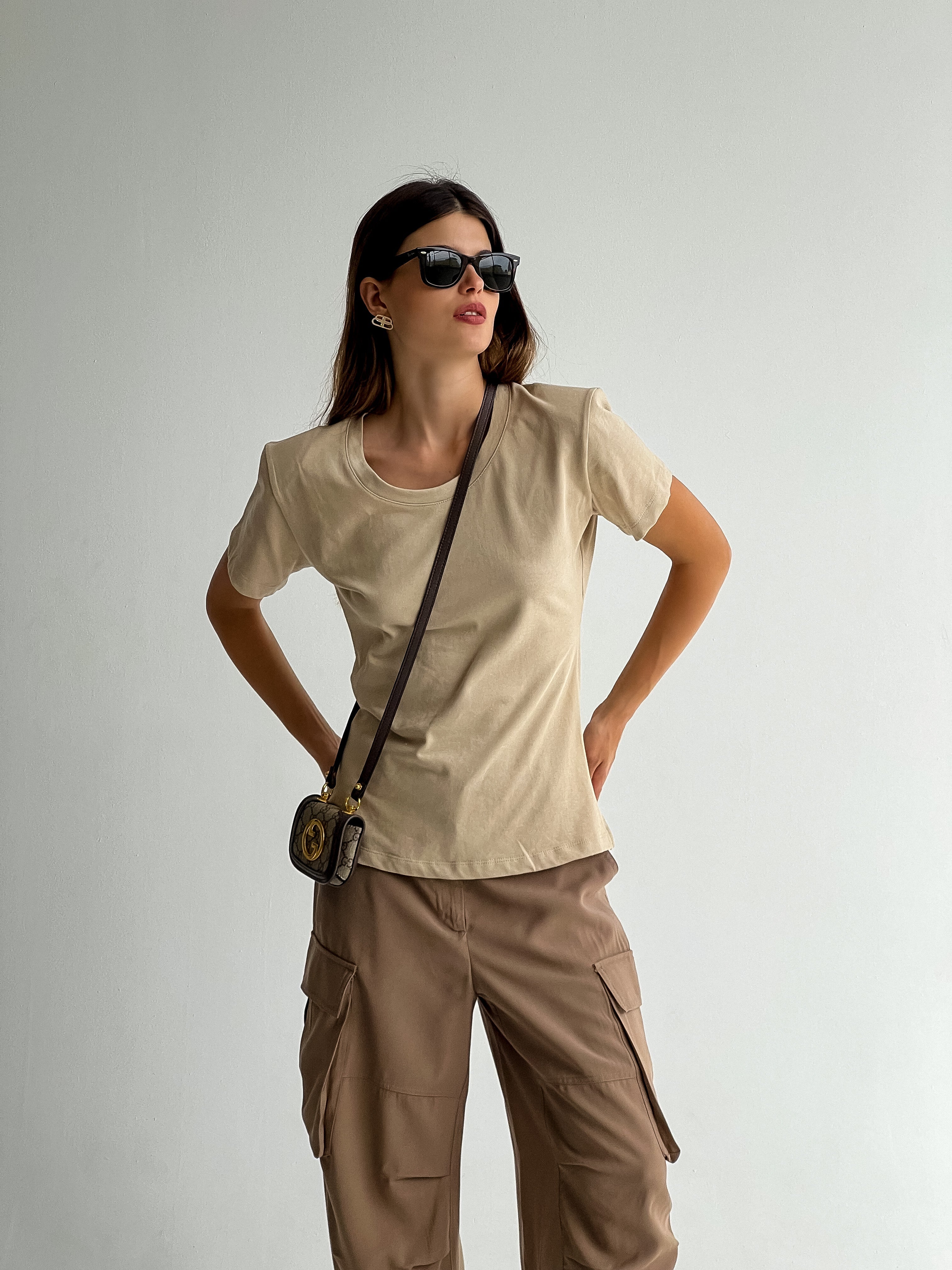 חולצת בייסיק כריות-אבן