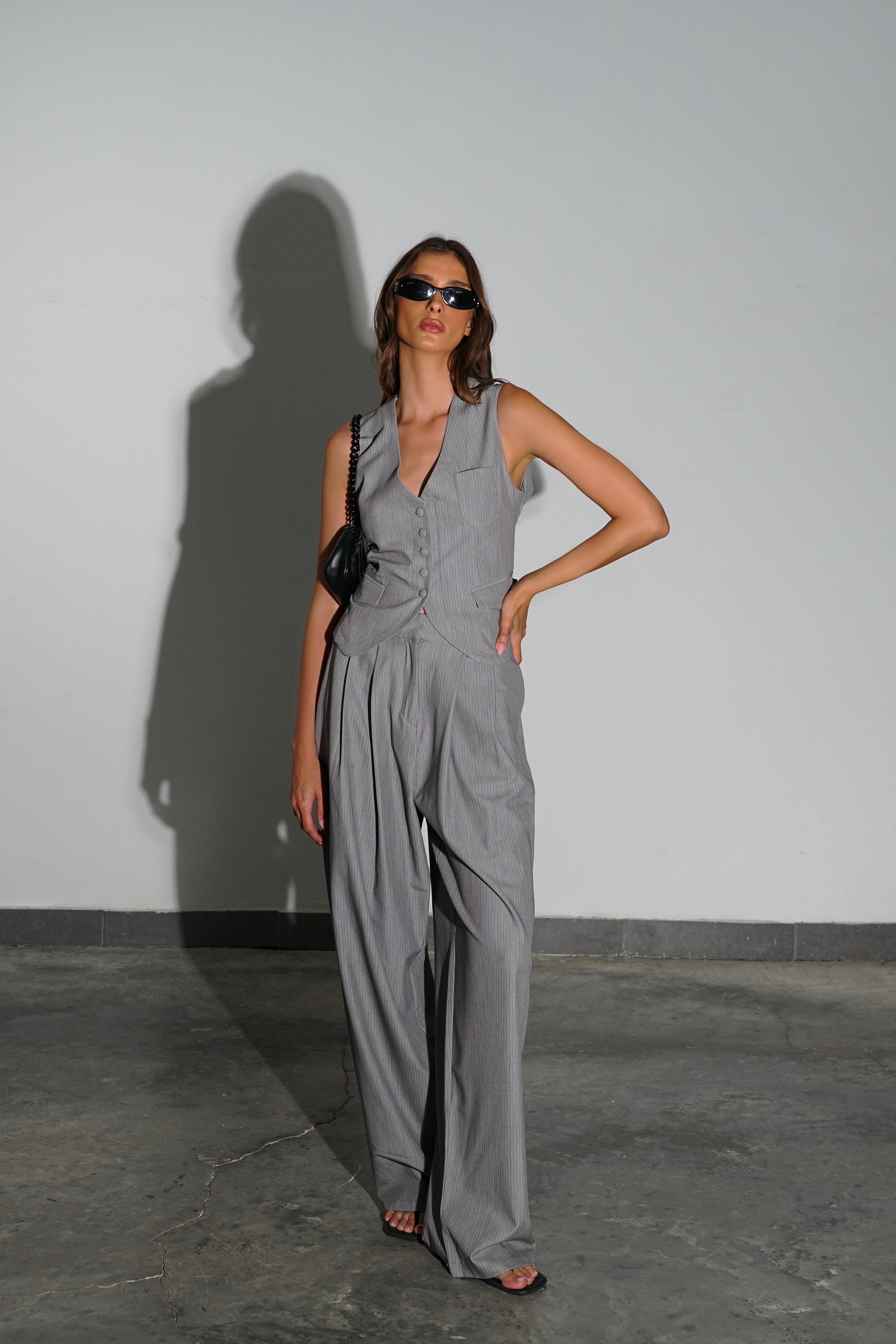 חליפת שיילה-אפור