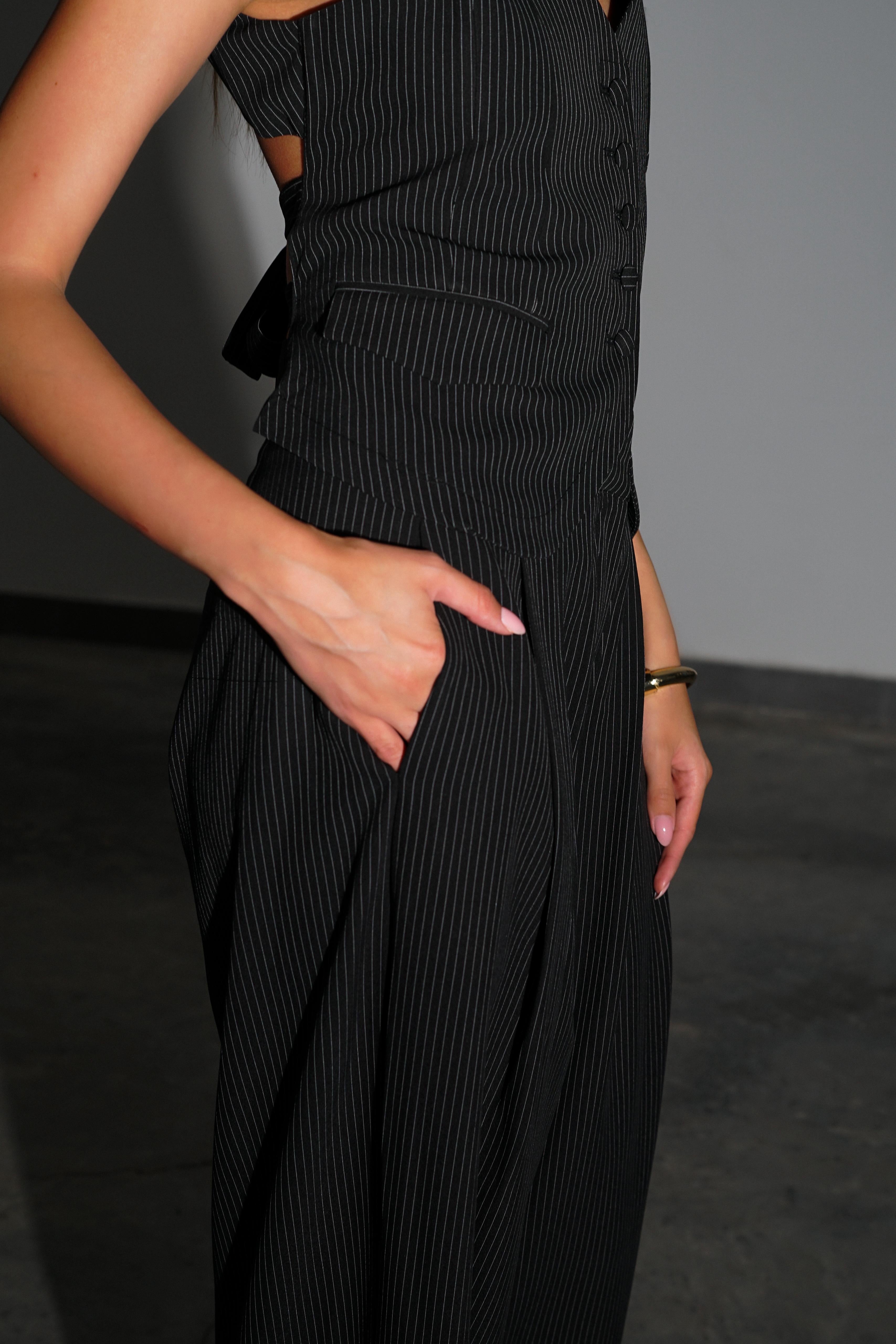 חליפת שיילה -שחור