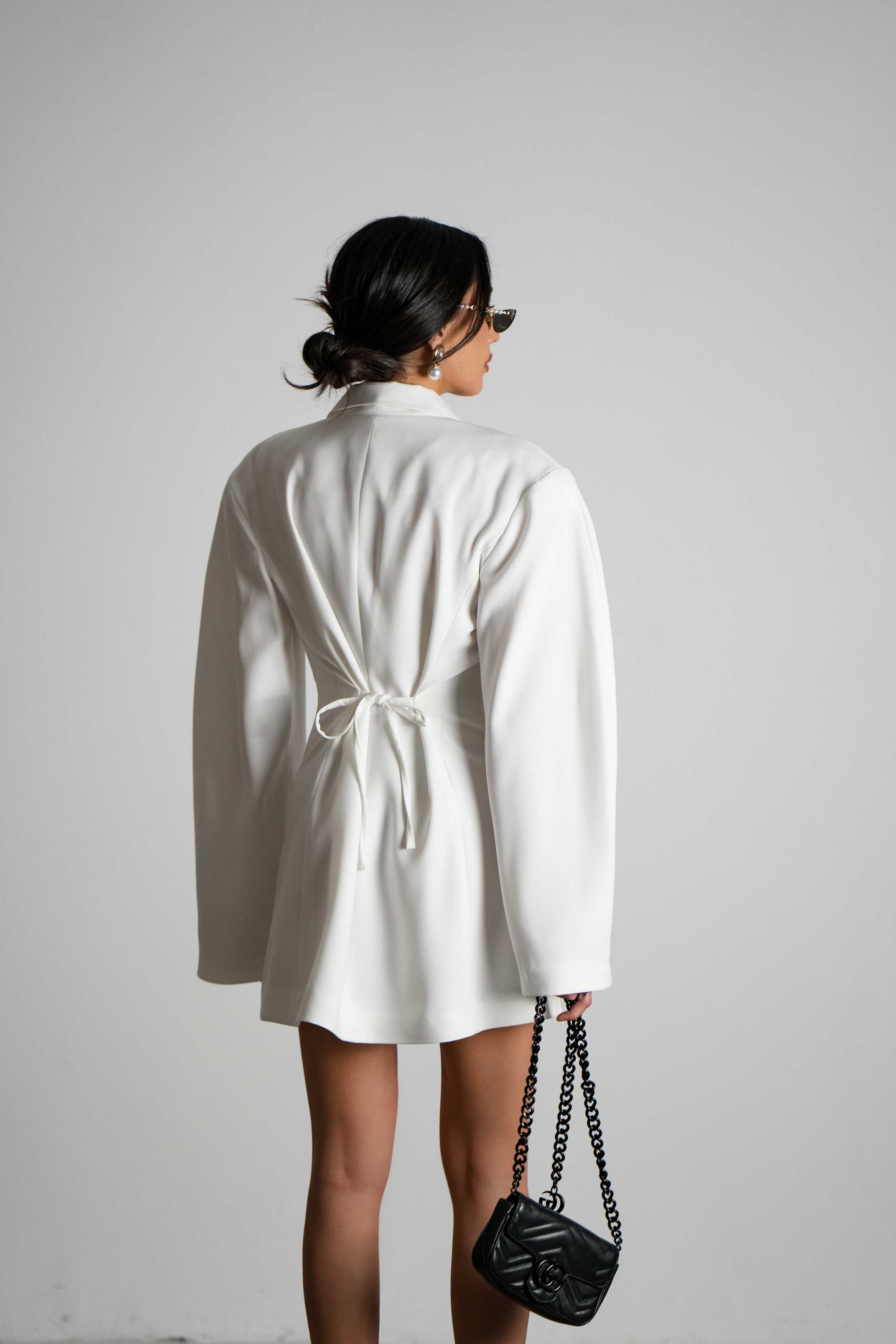 שמלת נייטי-לבן