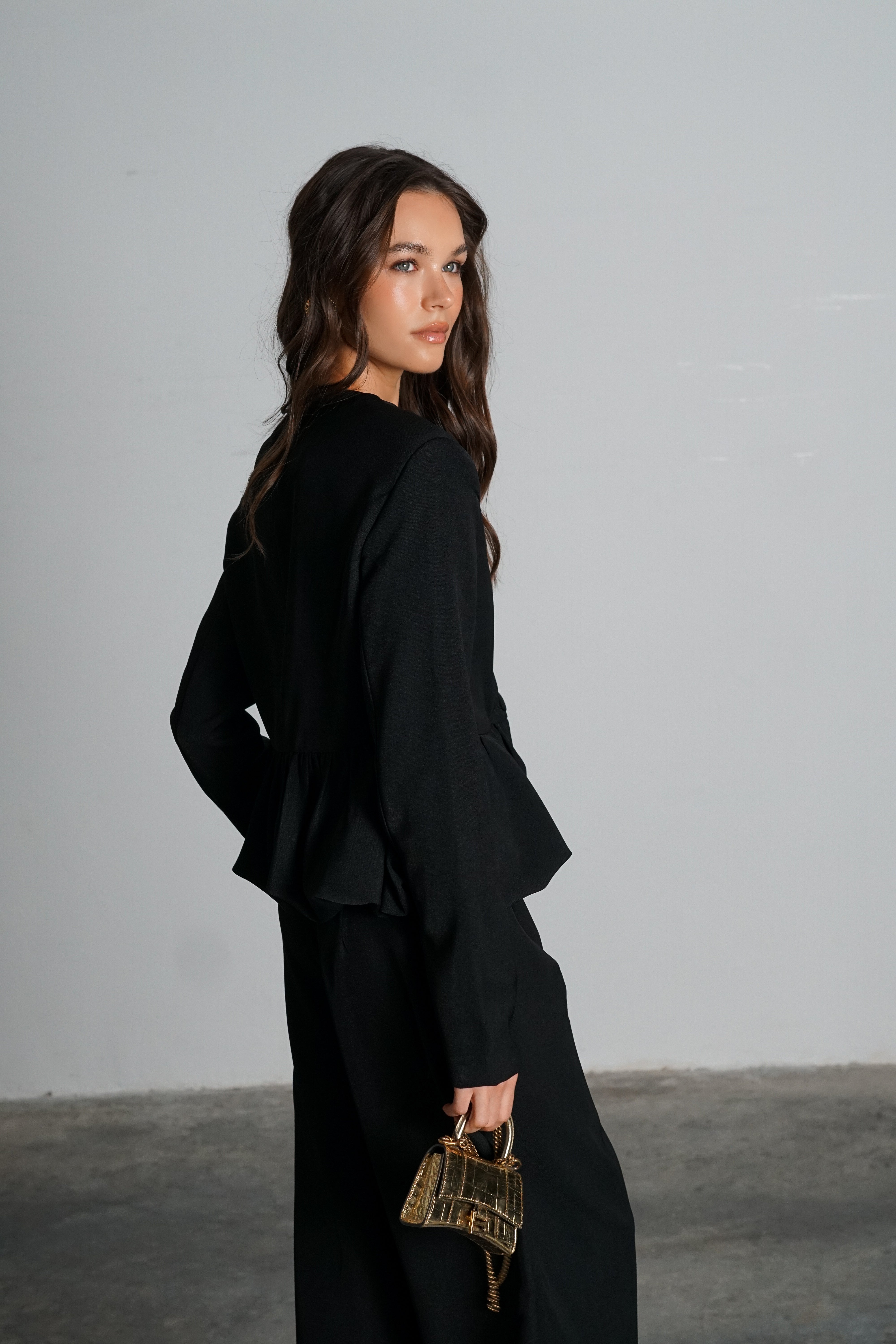 חליפת מנואלה