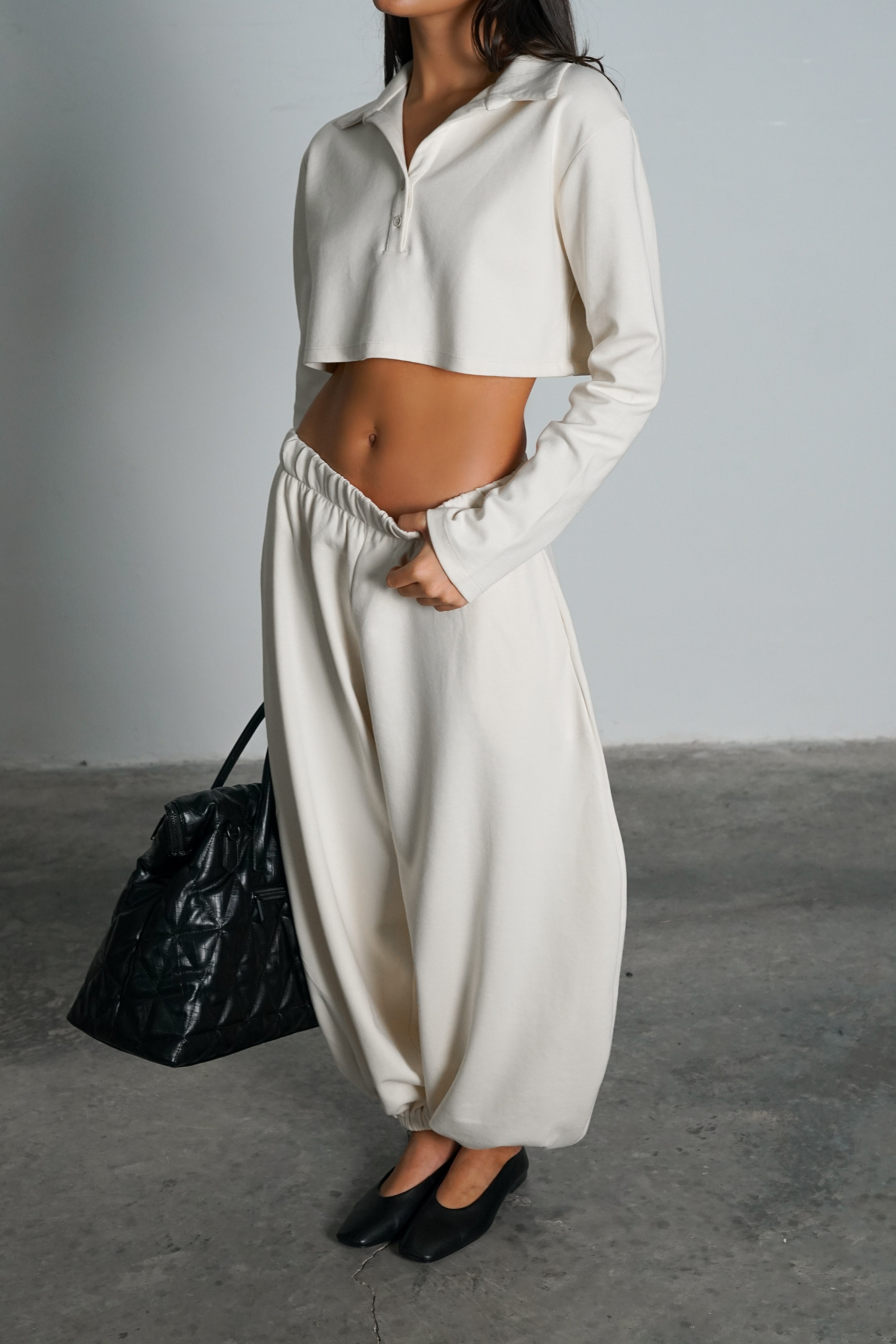 חליפת בלומה-שמנת