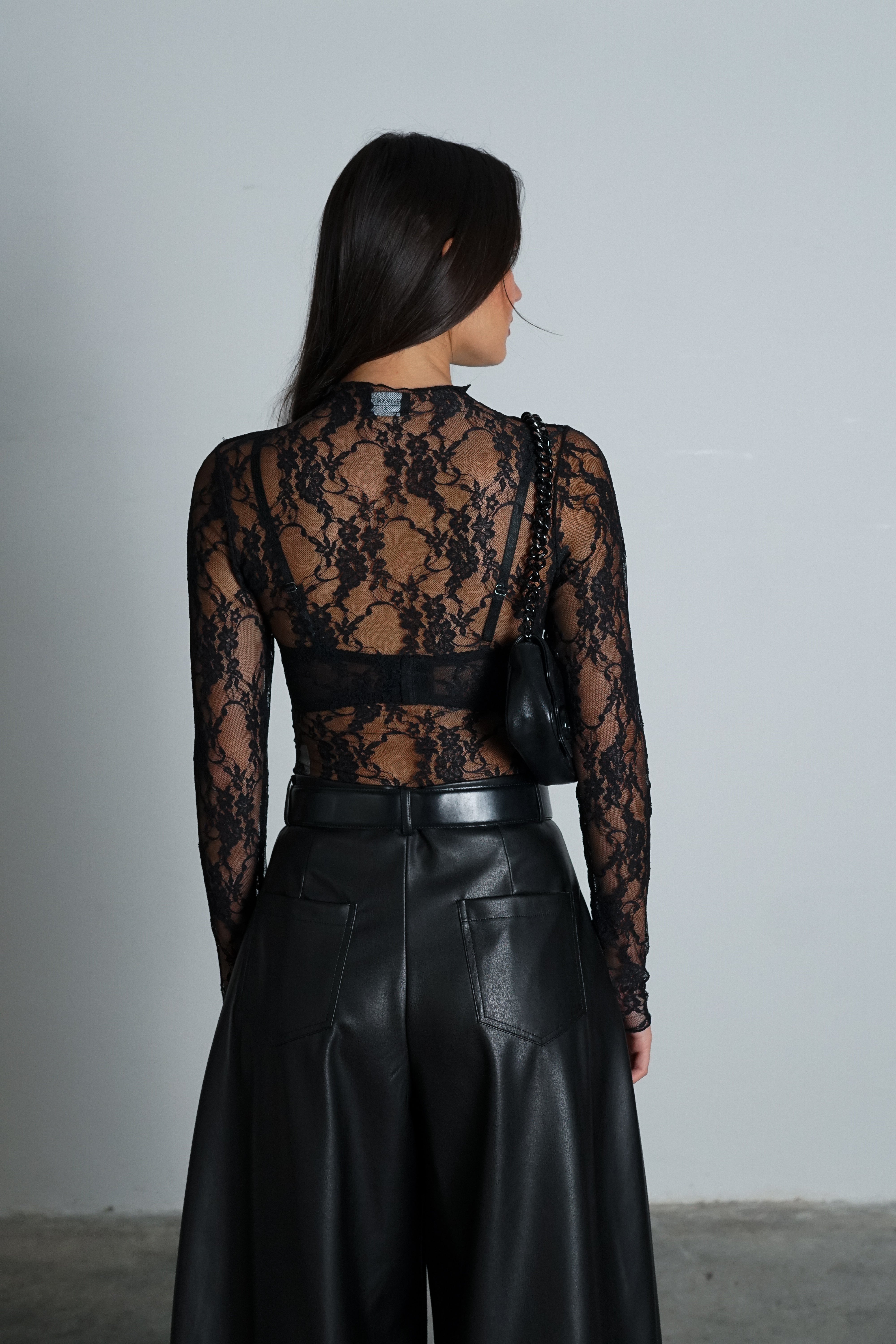 בגד גוף פריורטרי-שחור