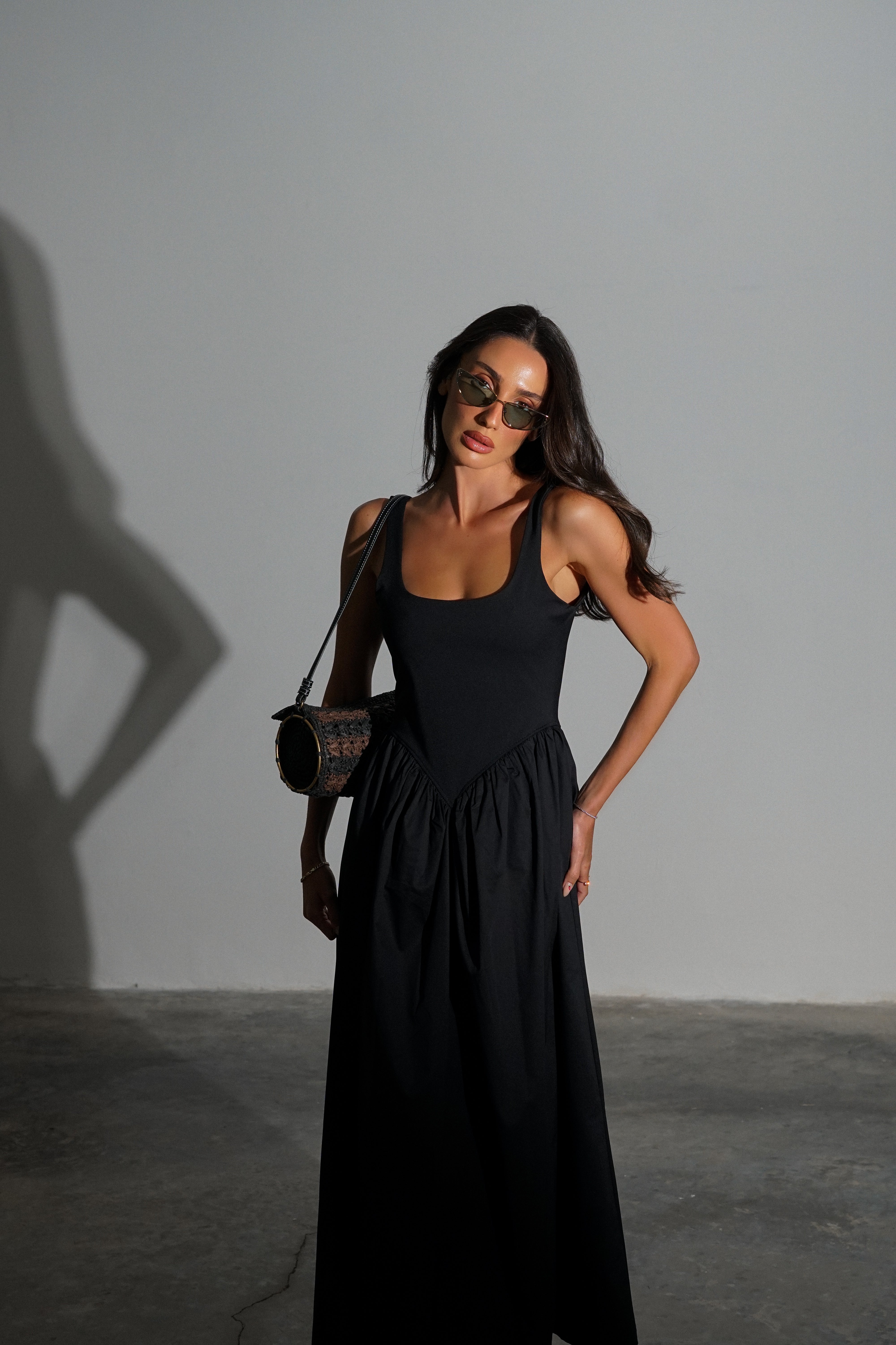 שמלת הירו-שחור