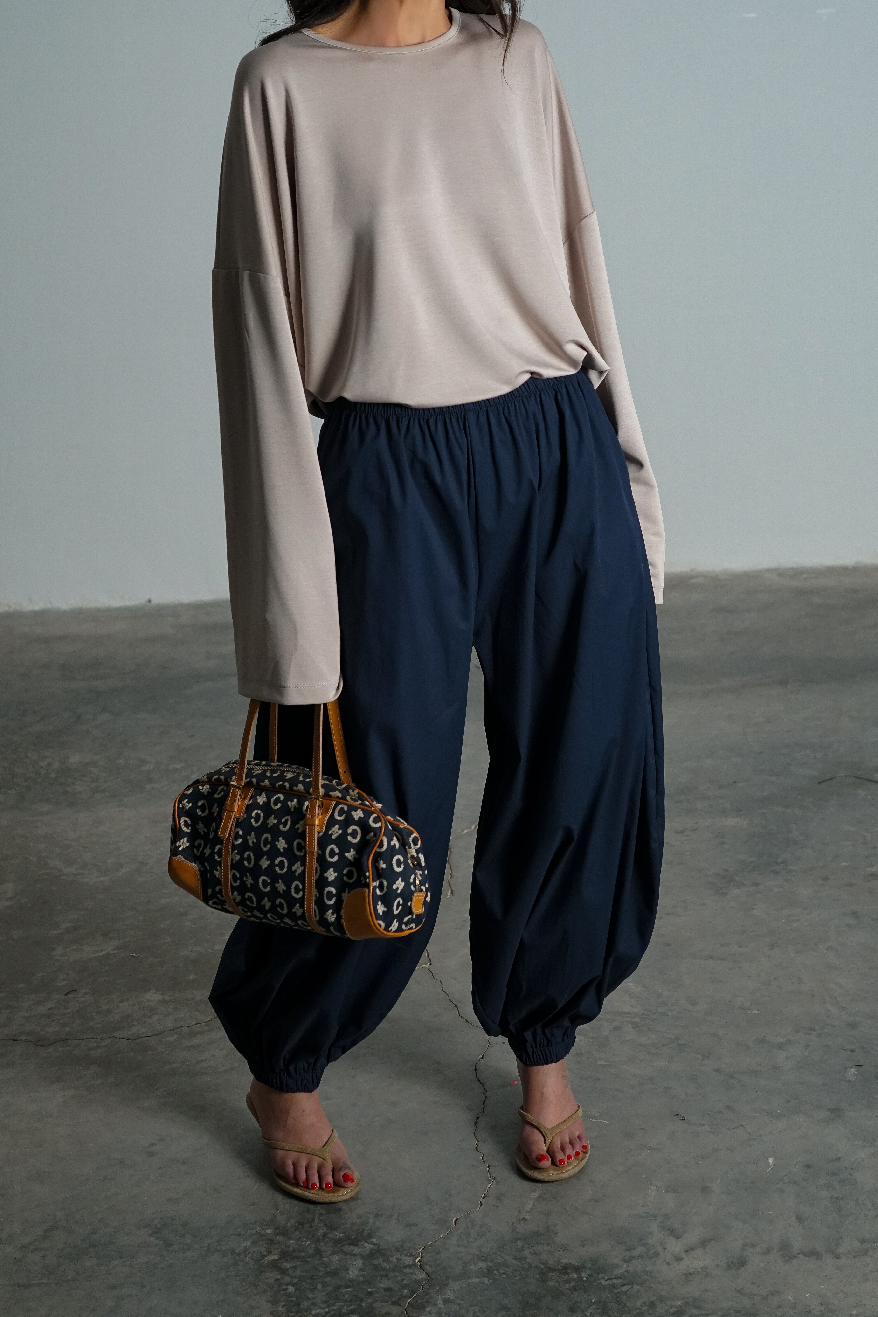 חולצת סירון-אבן