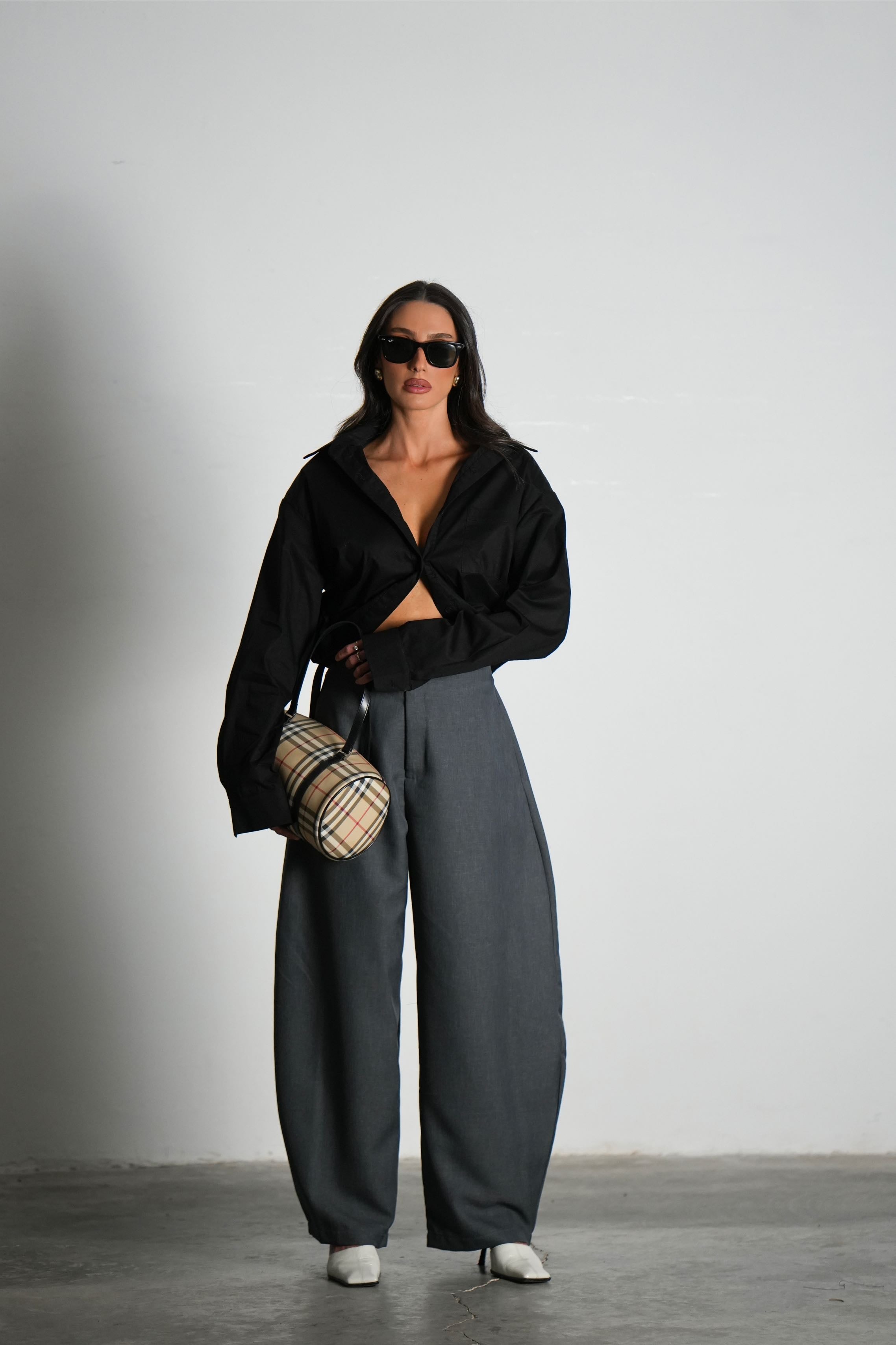 חולצת טויה-שחור