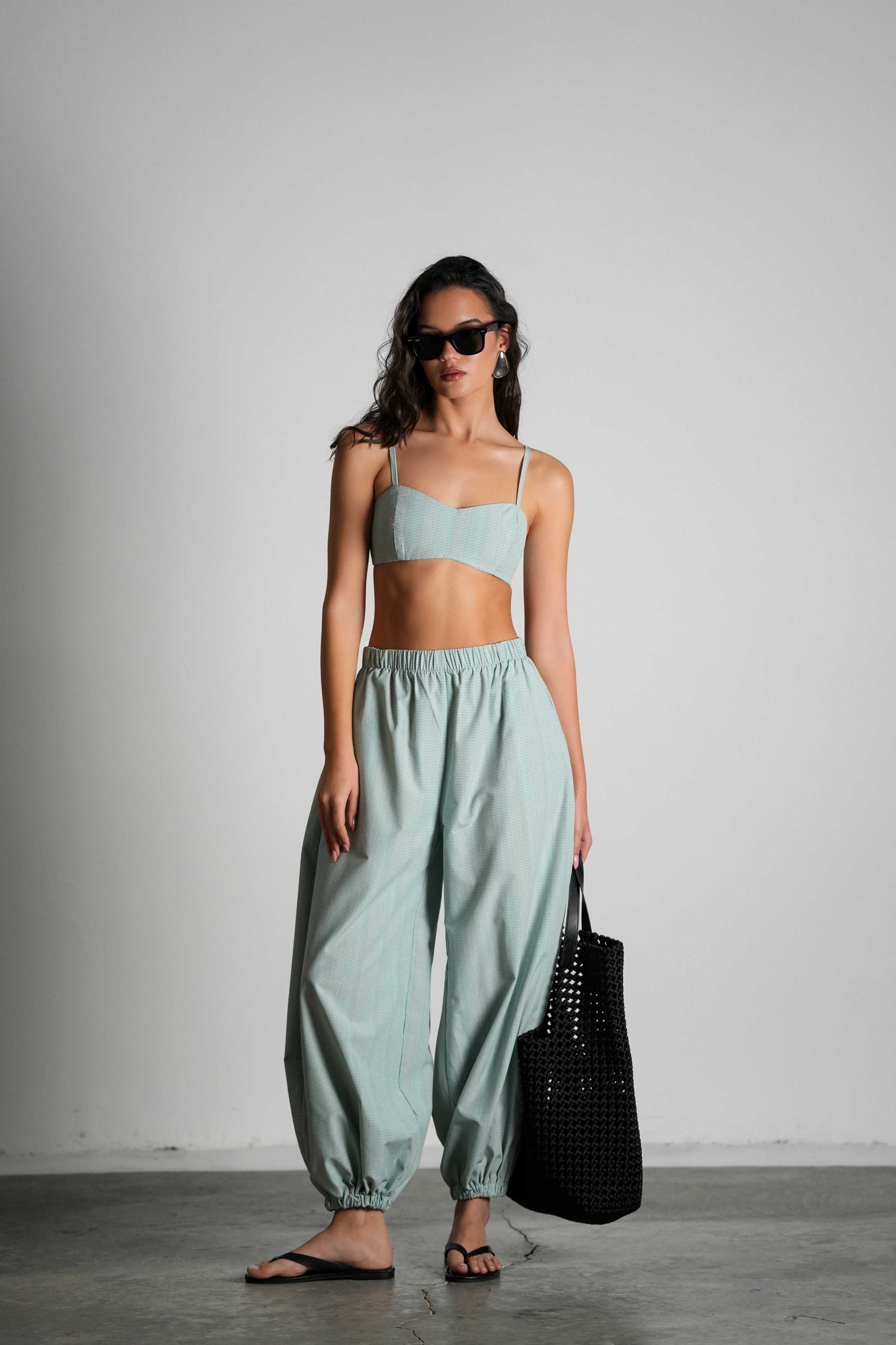 חליפת דקטון-תכלת משבצות