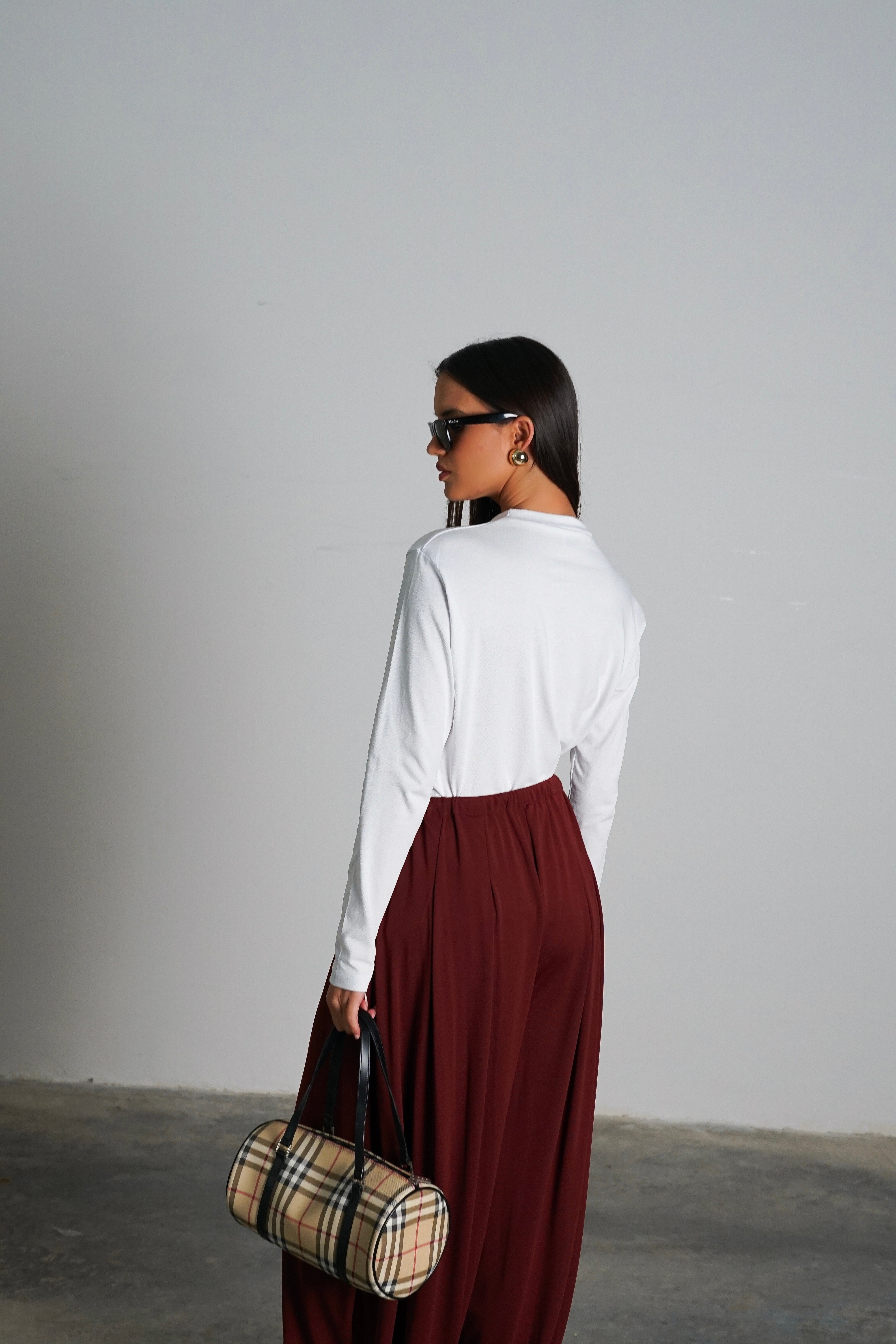 חולצת בייסיקלי-לבן