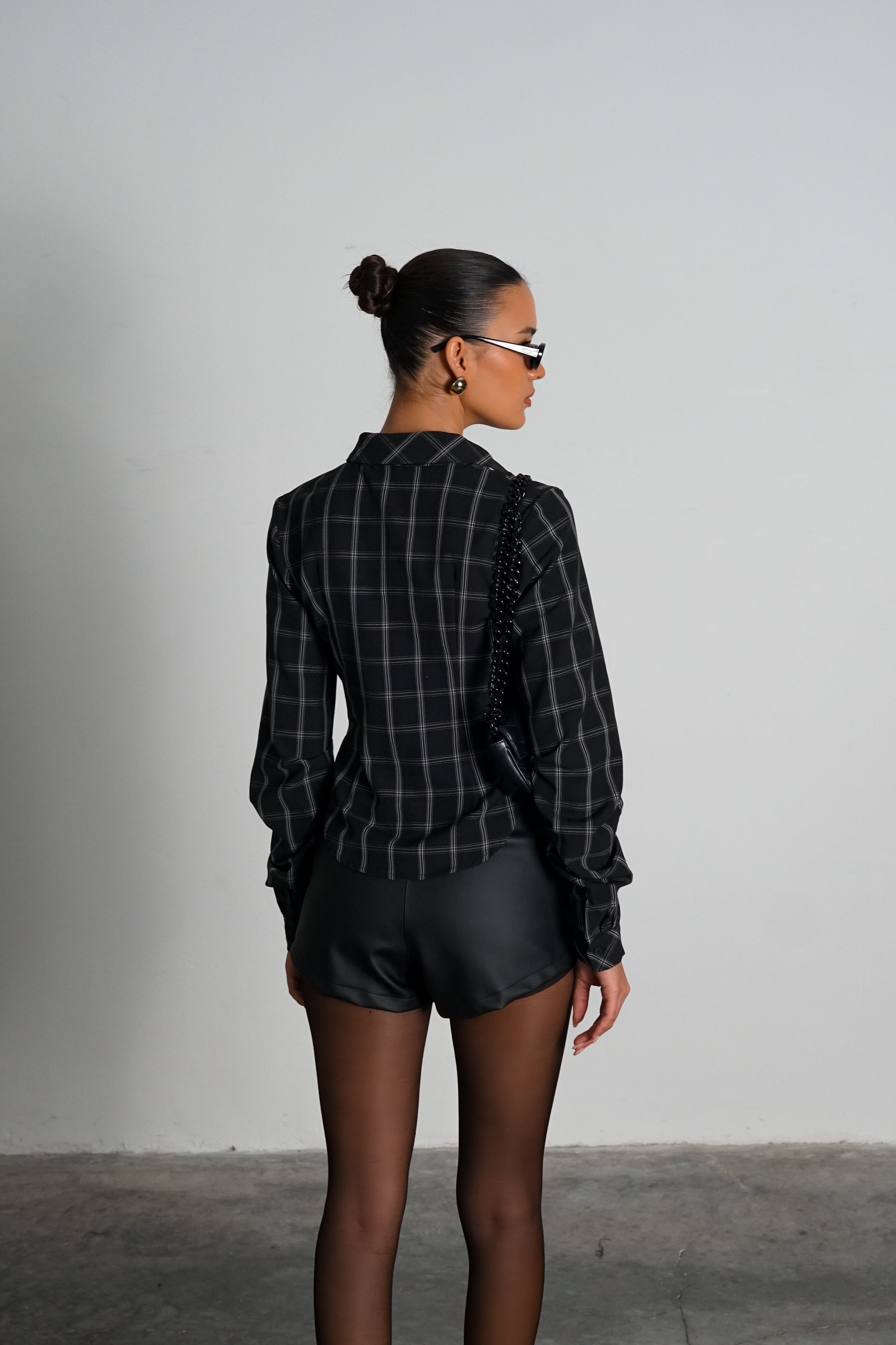 חולצת סאנסה-שחור