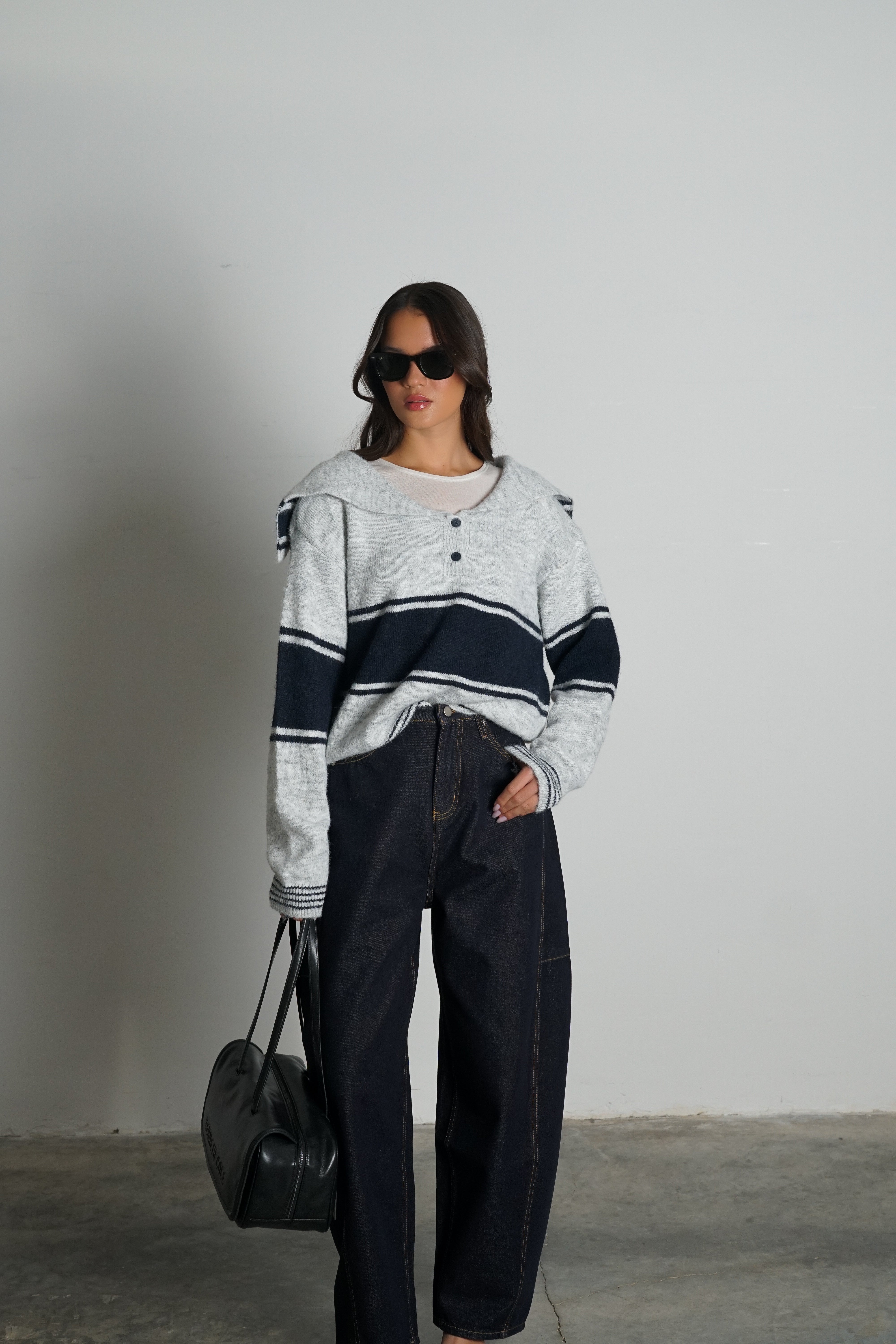 סריג אדאה-אפור