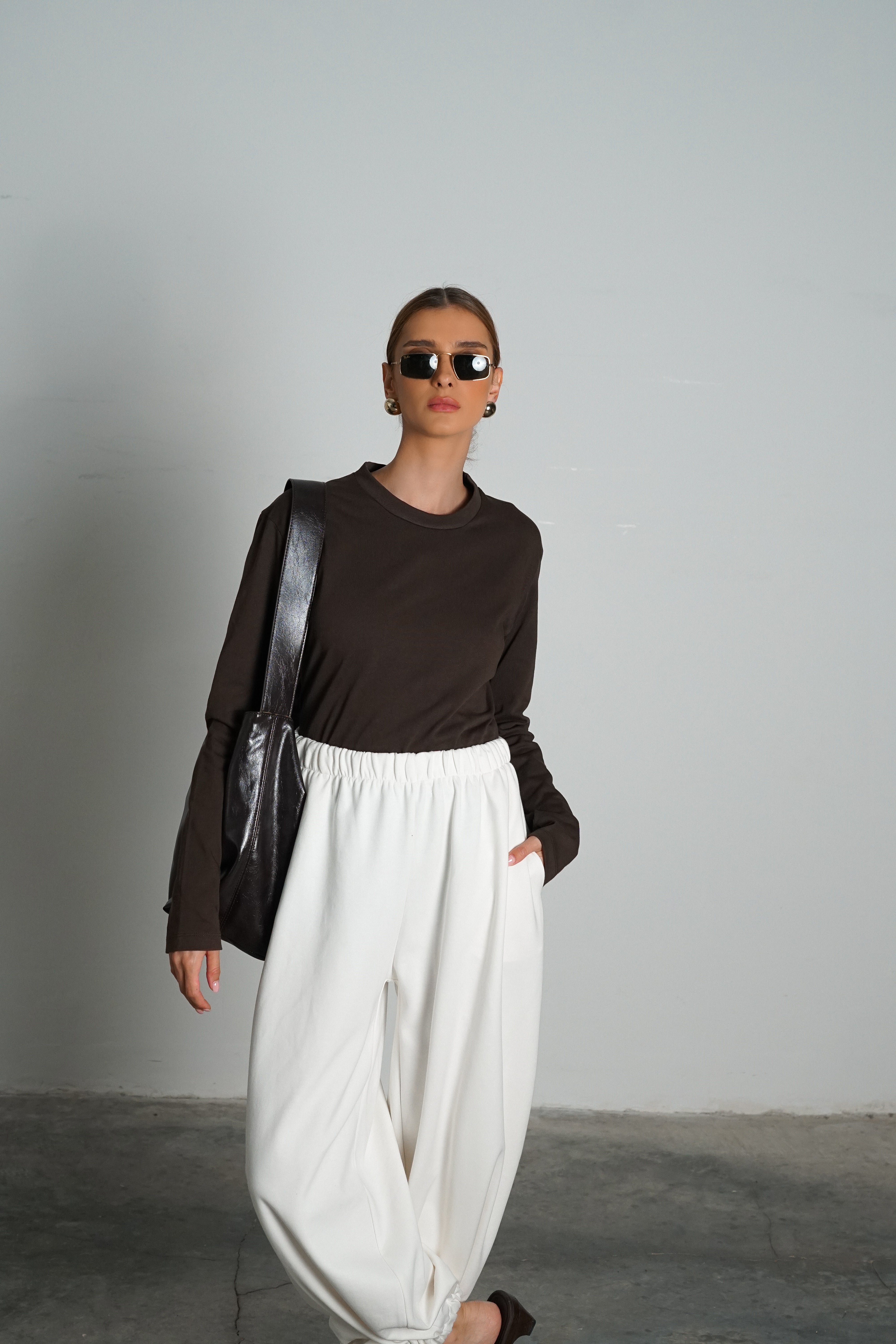 חולצת בייסיקלי-חום