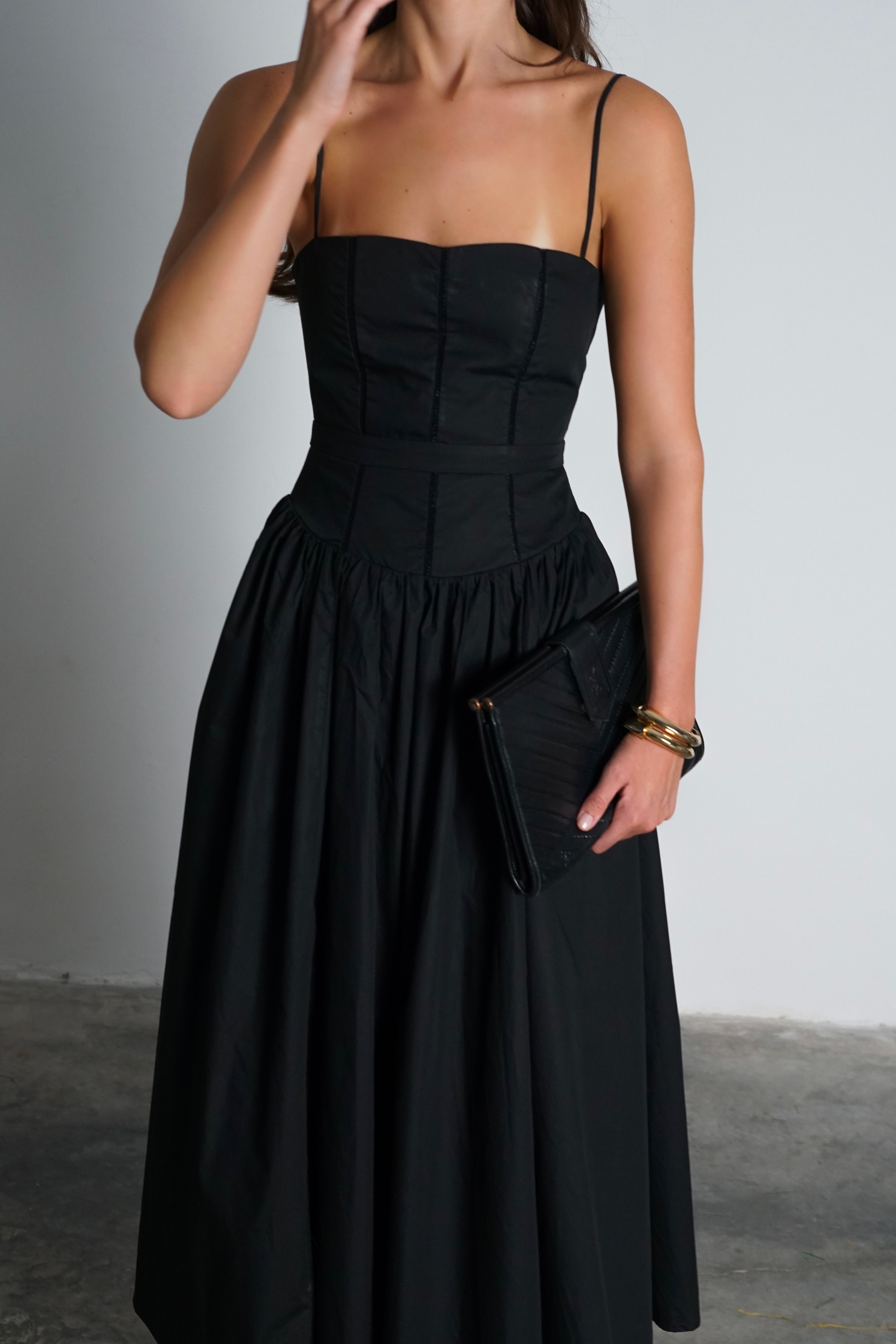 שמלת לומברד-שחור