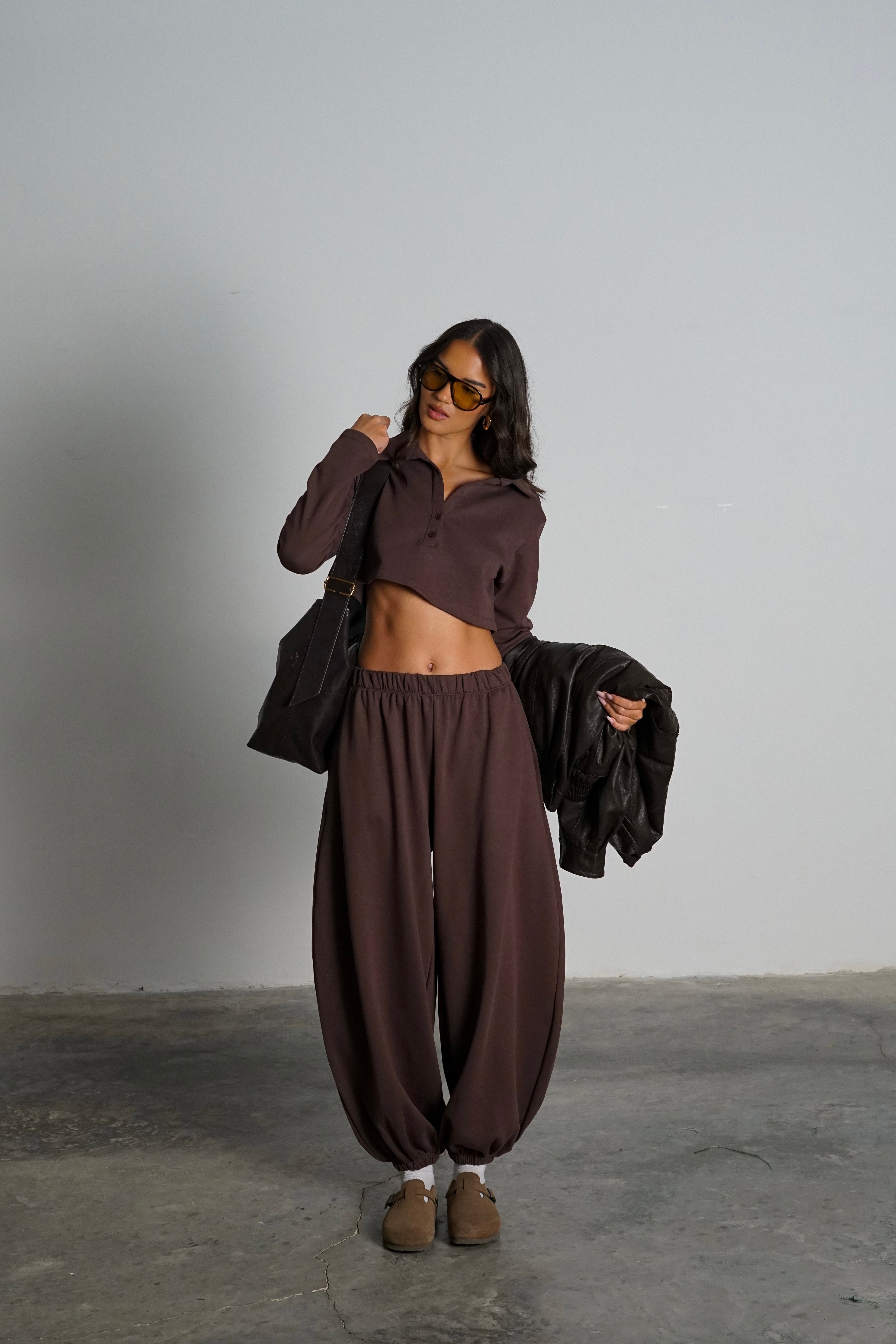 חליפת בלומה-חום