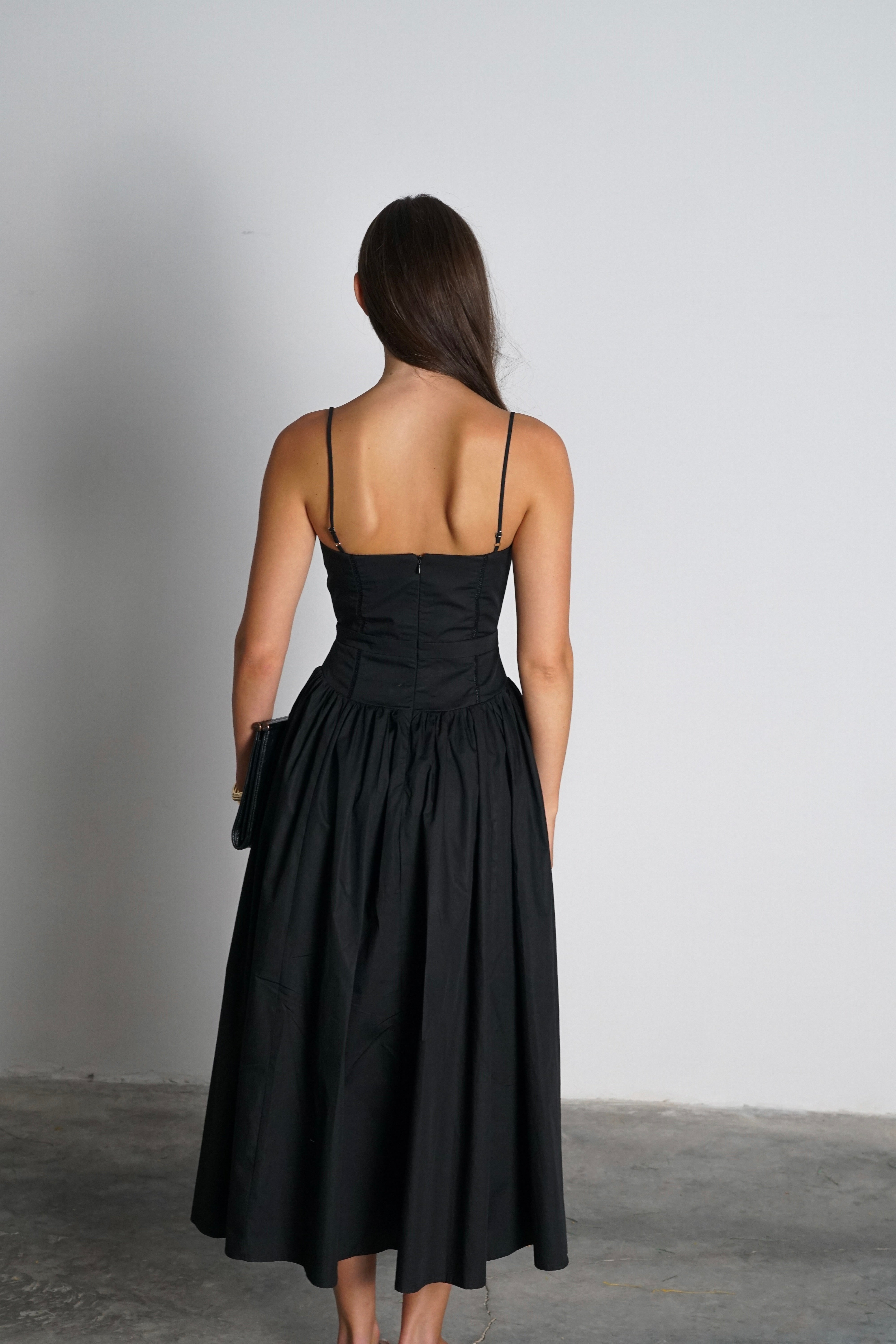 שמלת לומברד-שחור