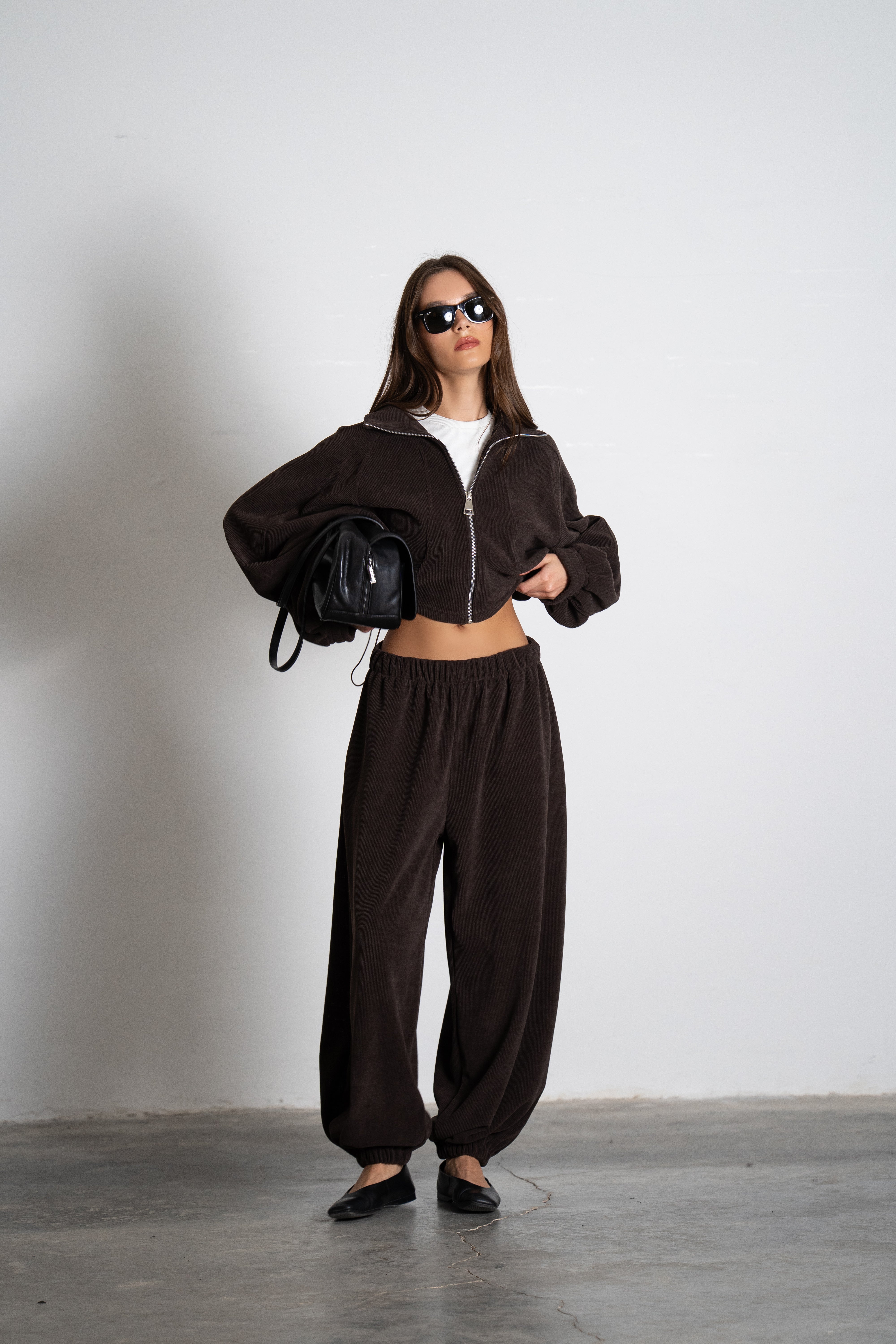 חליפת ריטרי קורדרוי-חום שוקולד