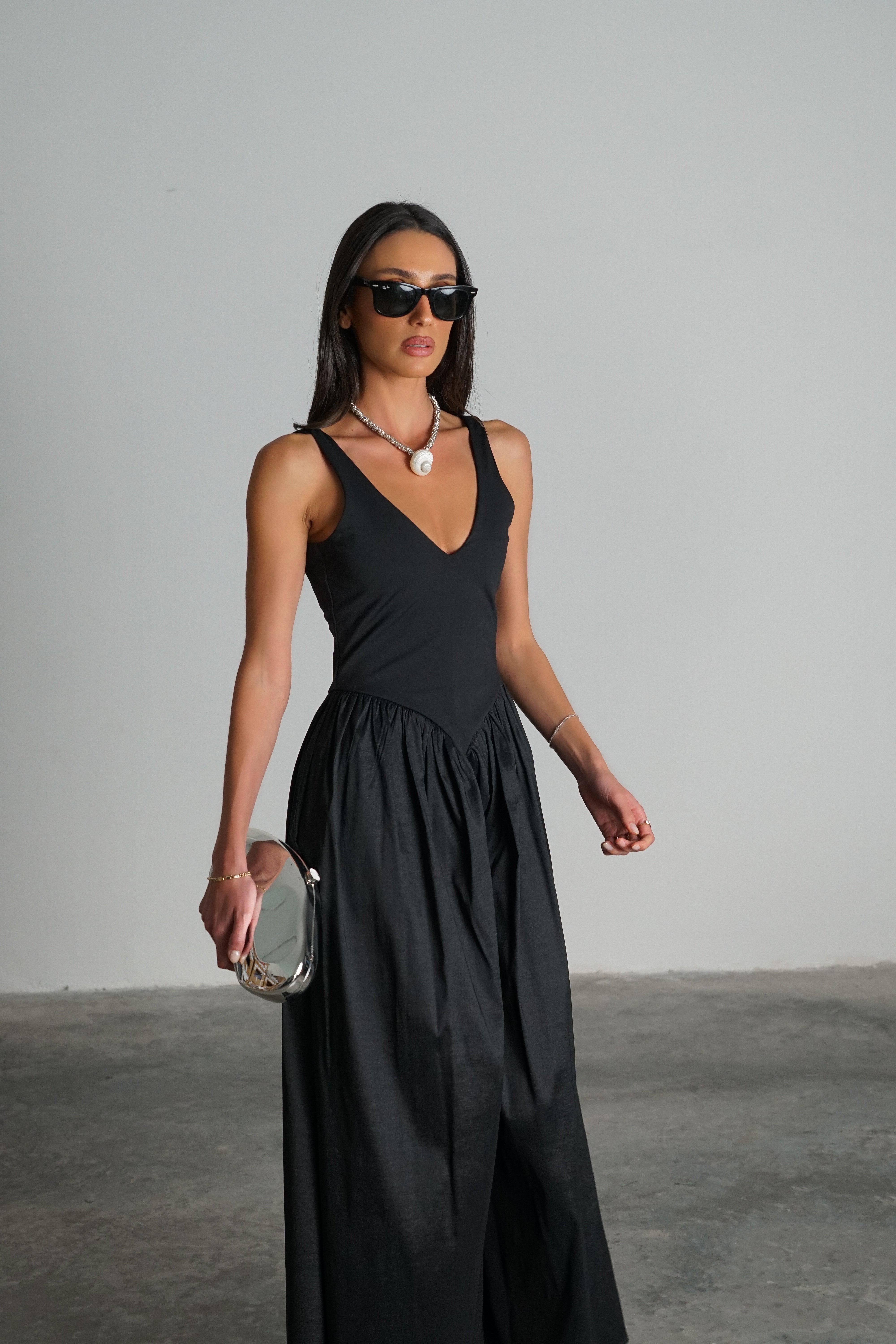 שמלת ווקר-שחור