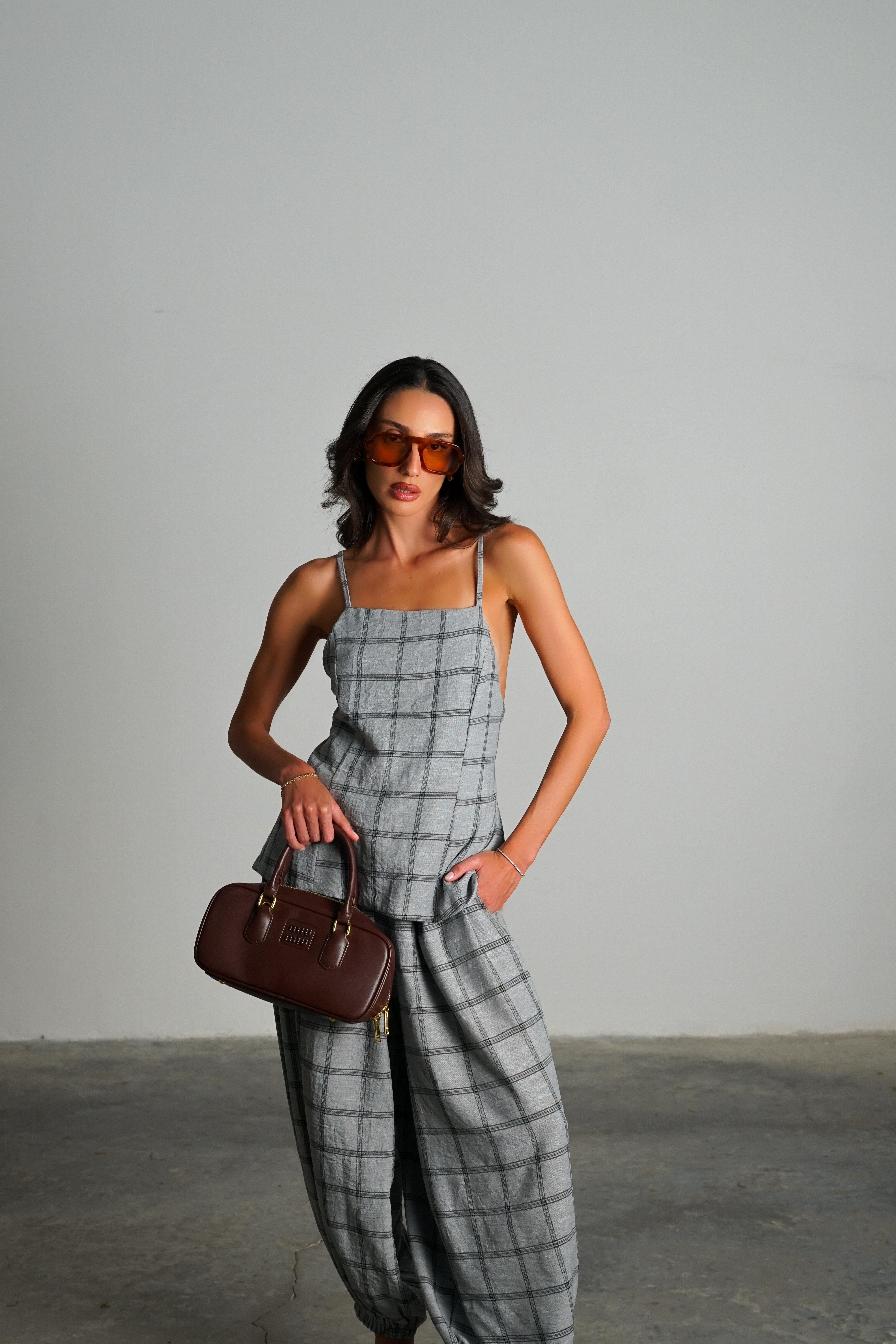 חליפת לובינה-אפור