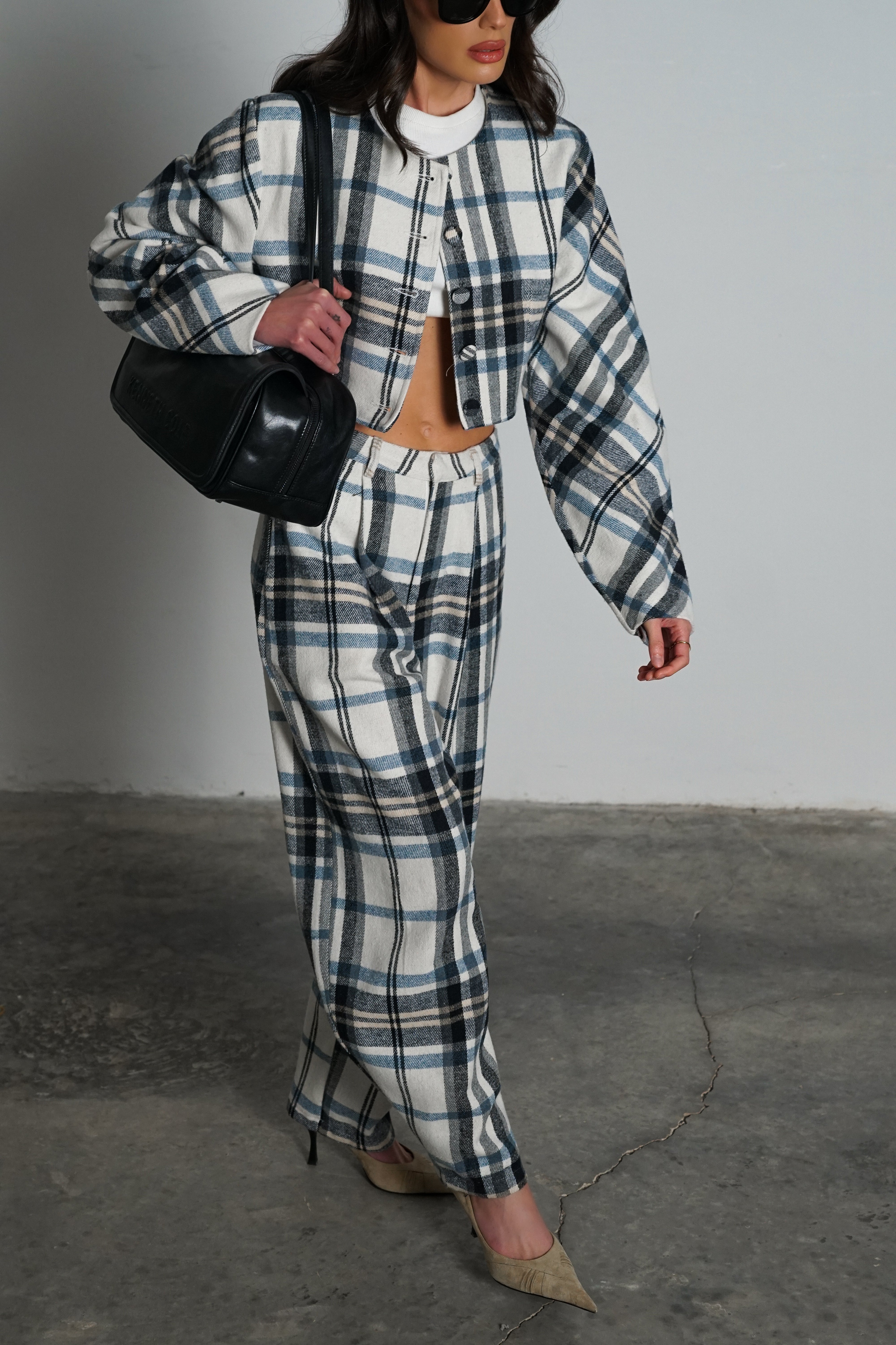 חליפת פטיסר-לבן כחול