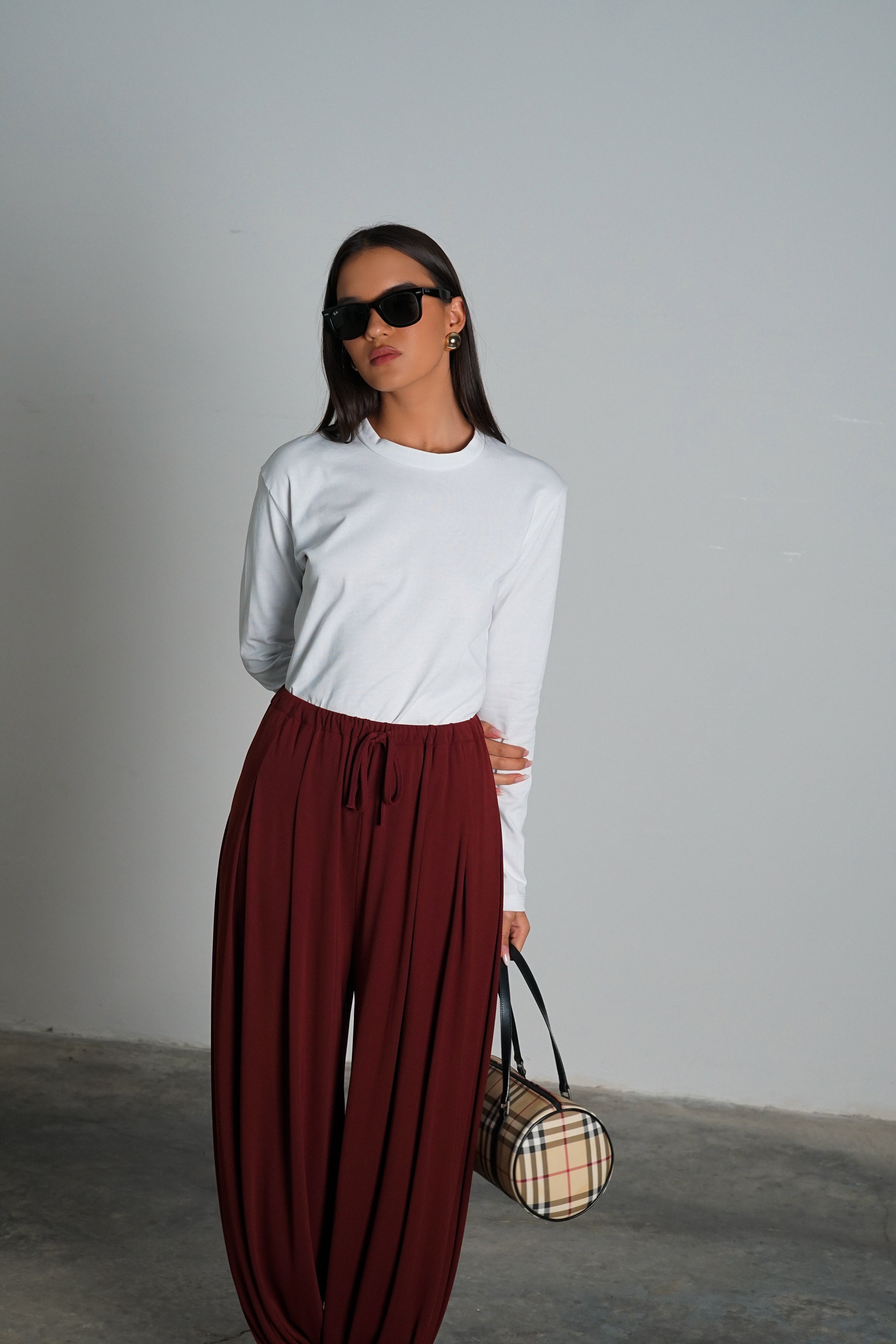 חולצת בייסיקלי-לבן