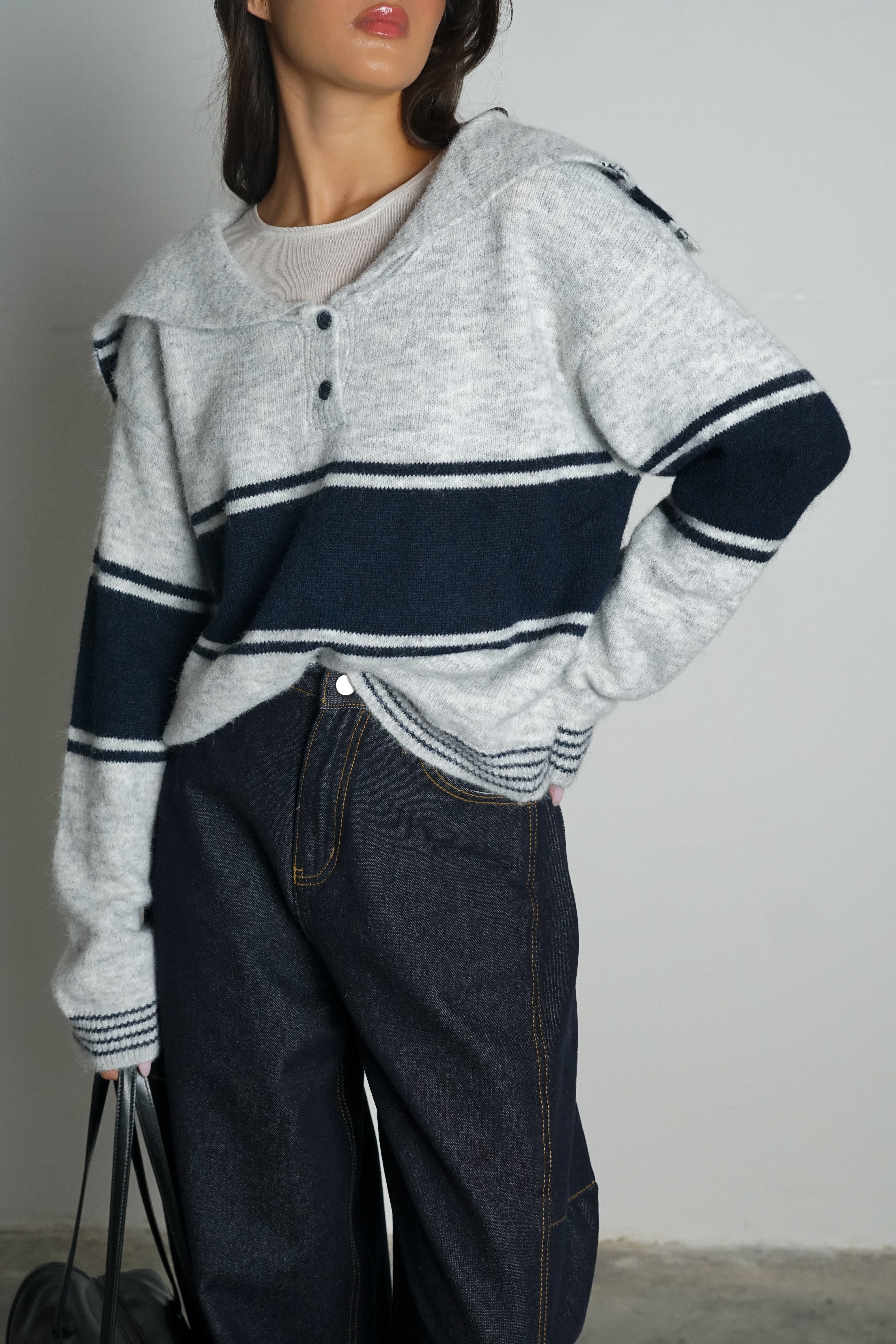 סריג אדאה-אפור