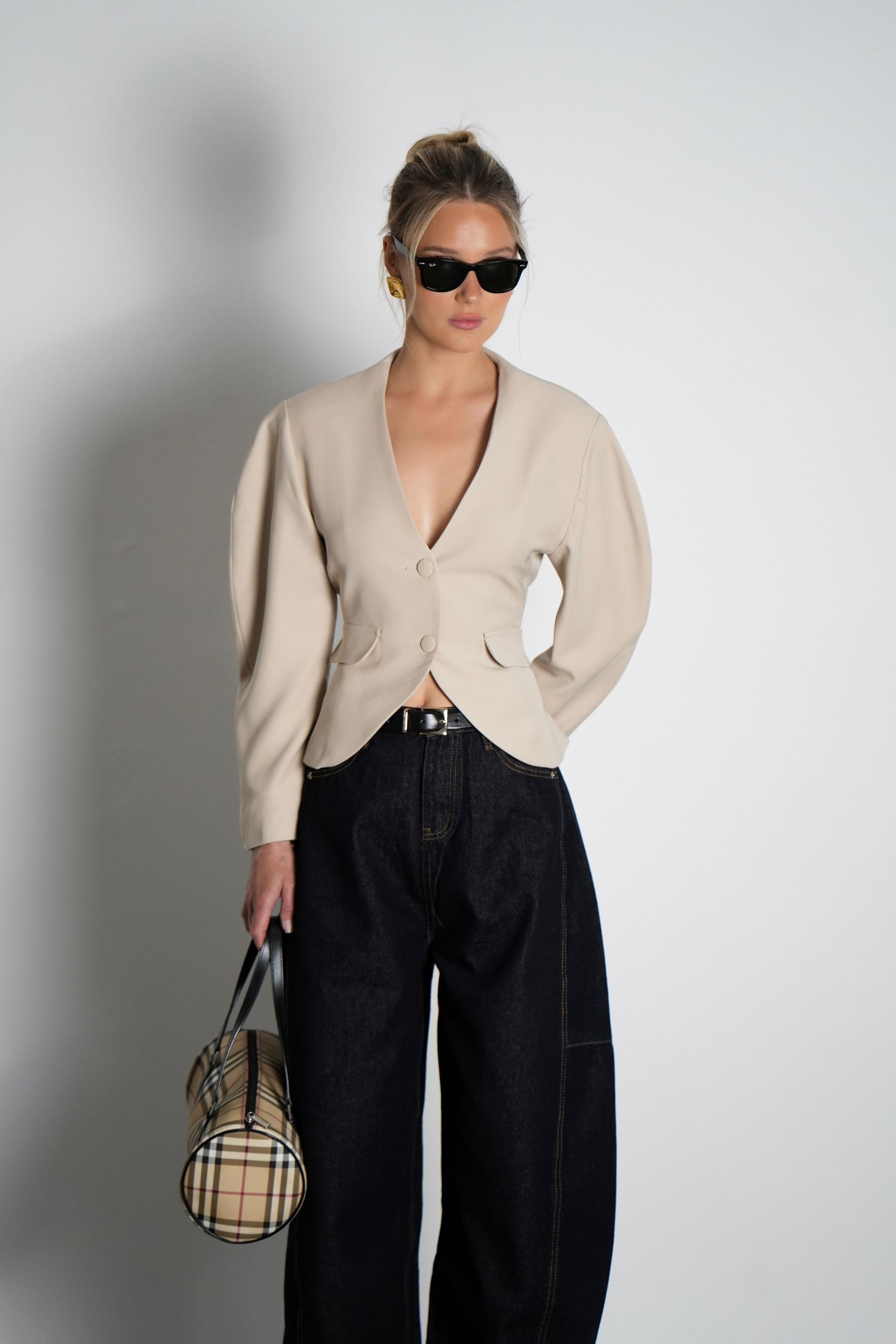 ג'קט אמיליה-בז