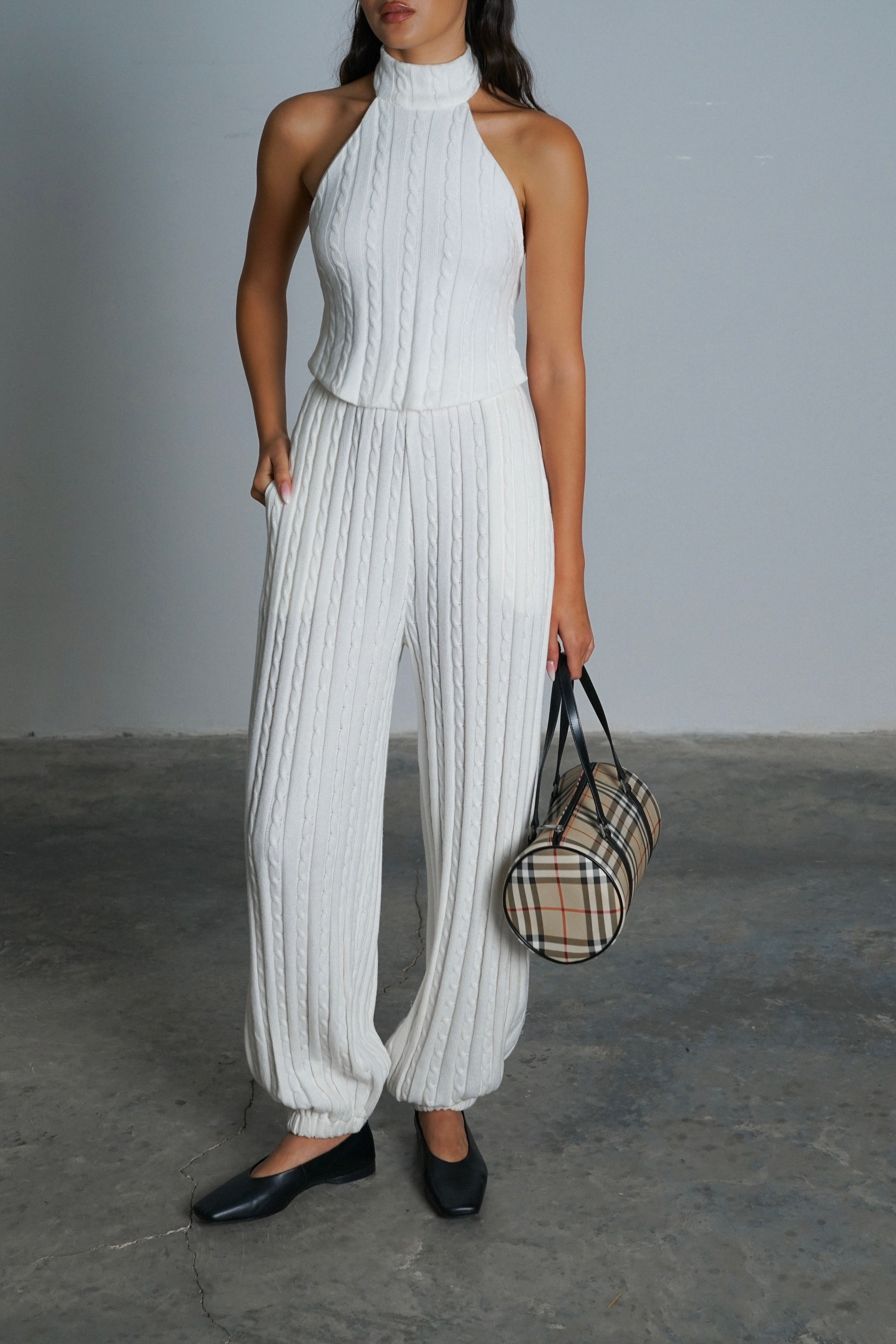 חליפת סיביליה-לבן