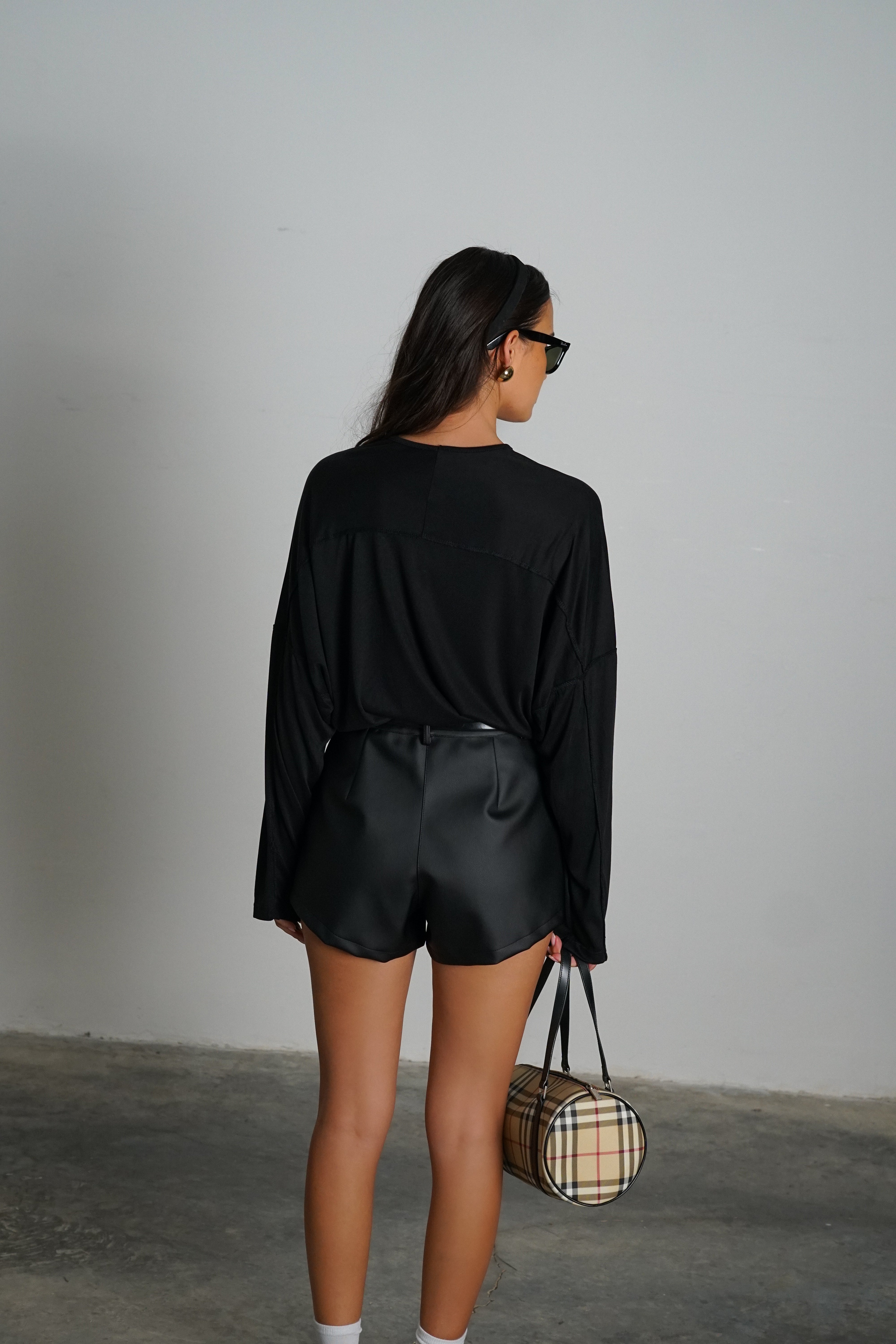 חולצת קריקט-שחור