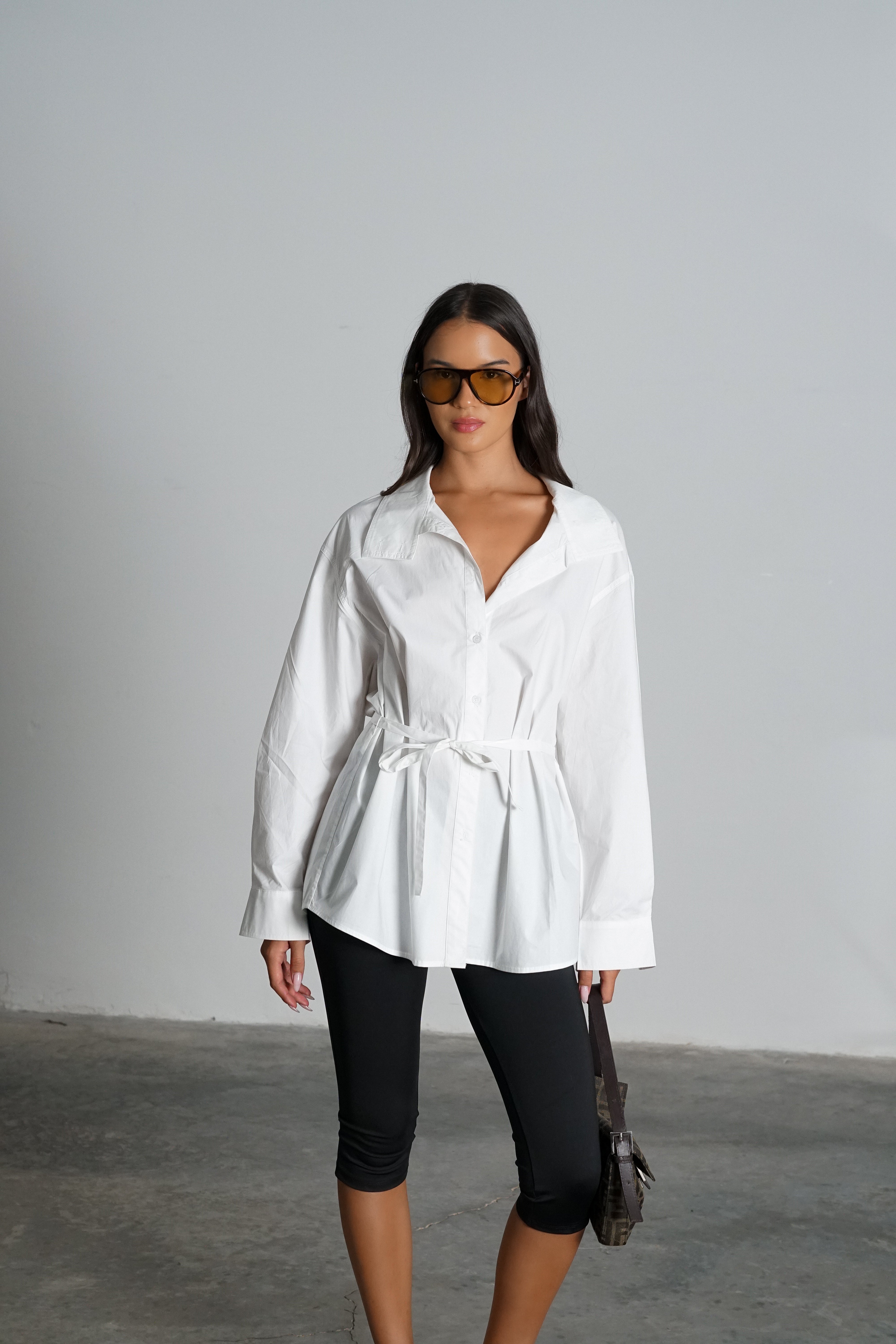 חולצת קרסנט-לבן