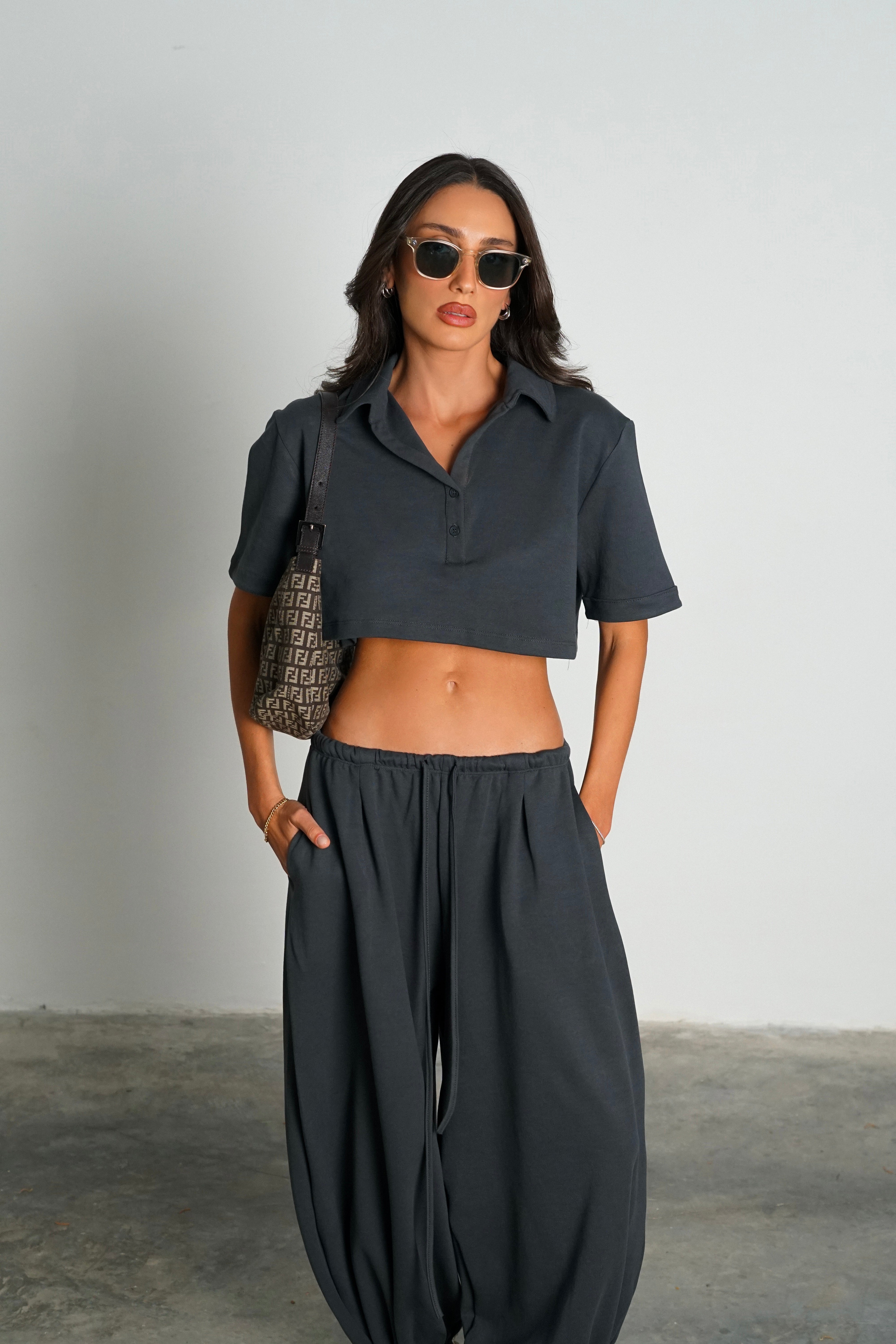 חליפת בלום-אפור פלדה