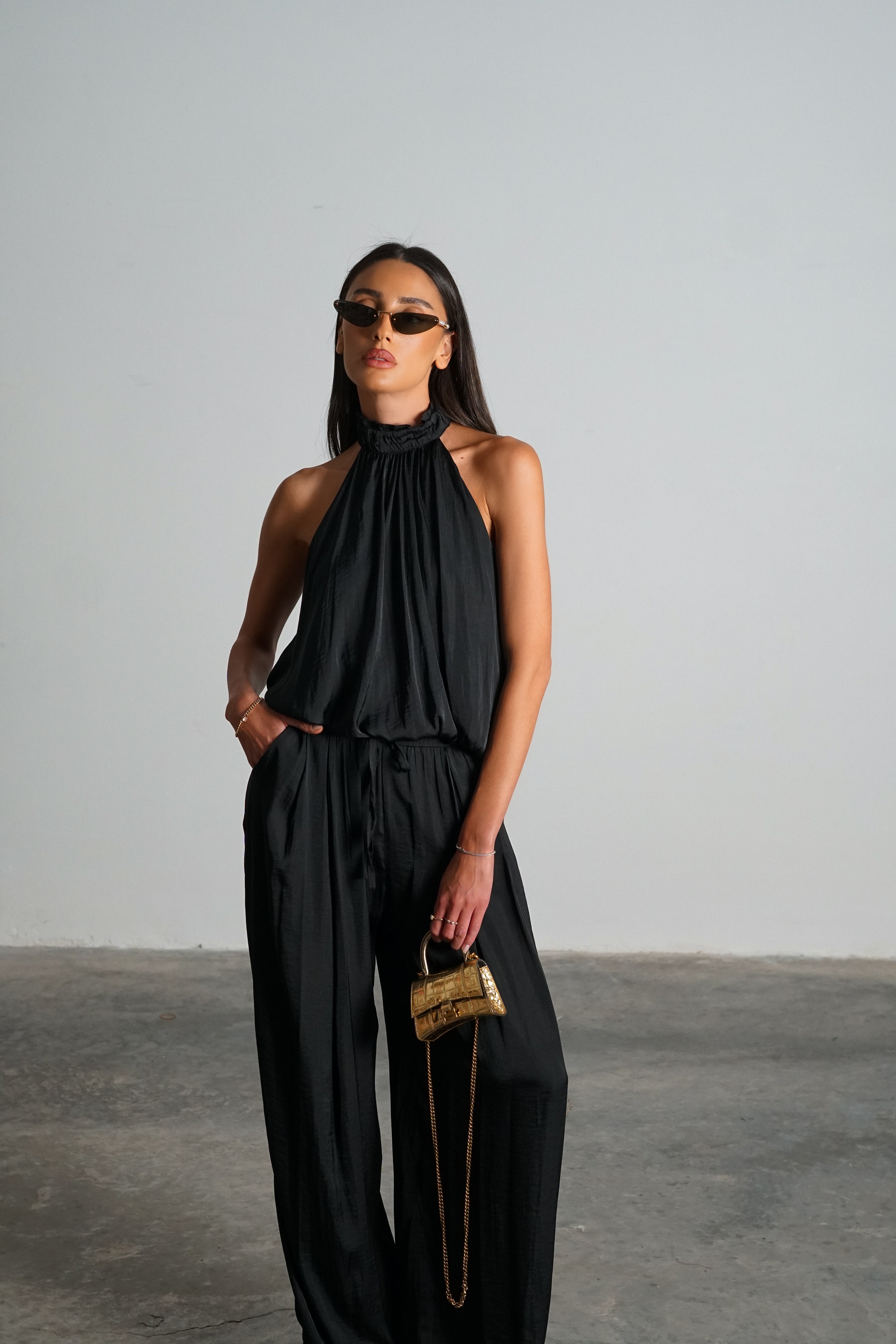 חליפת קטסי-שחור