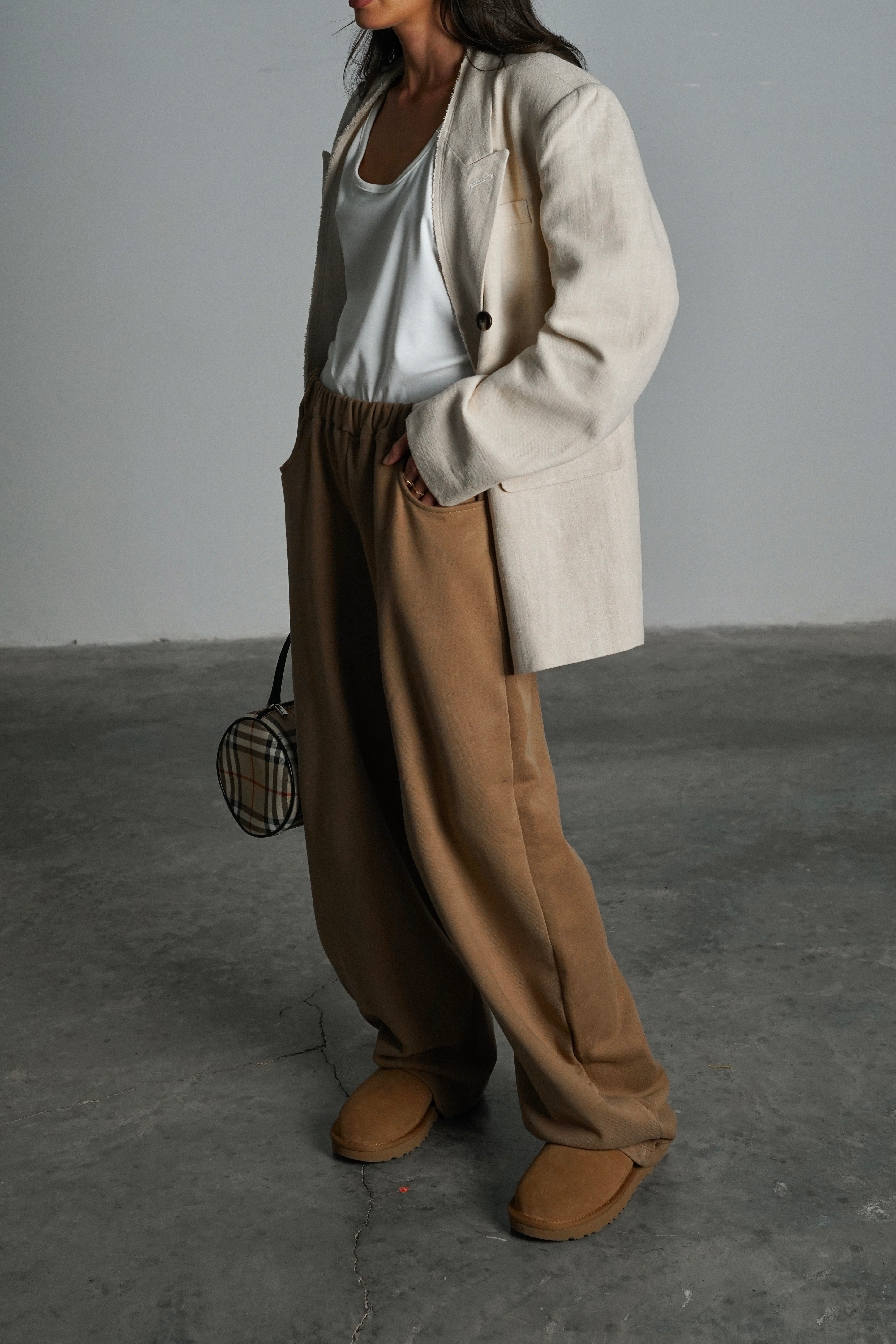 מכנסי סליבו-מוקה