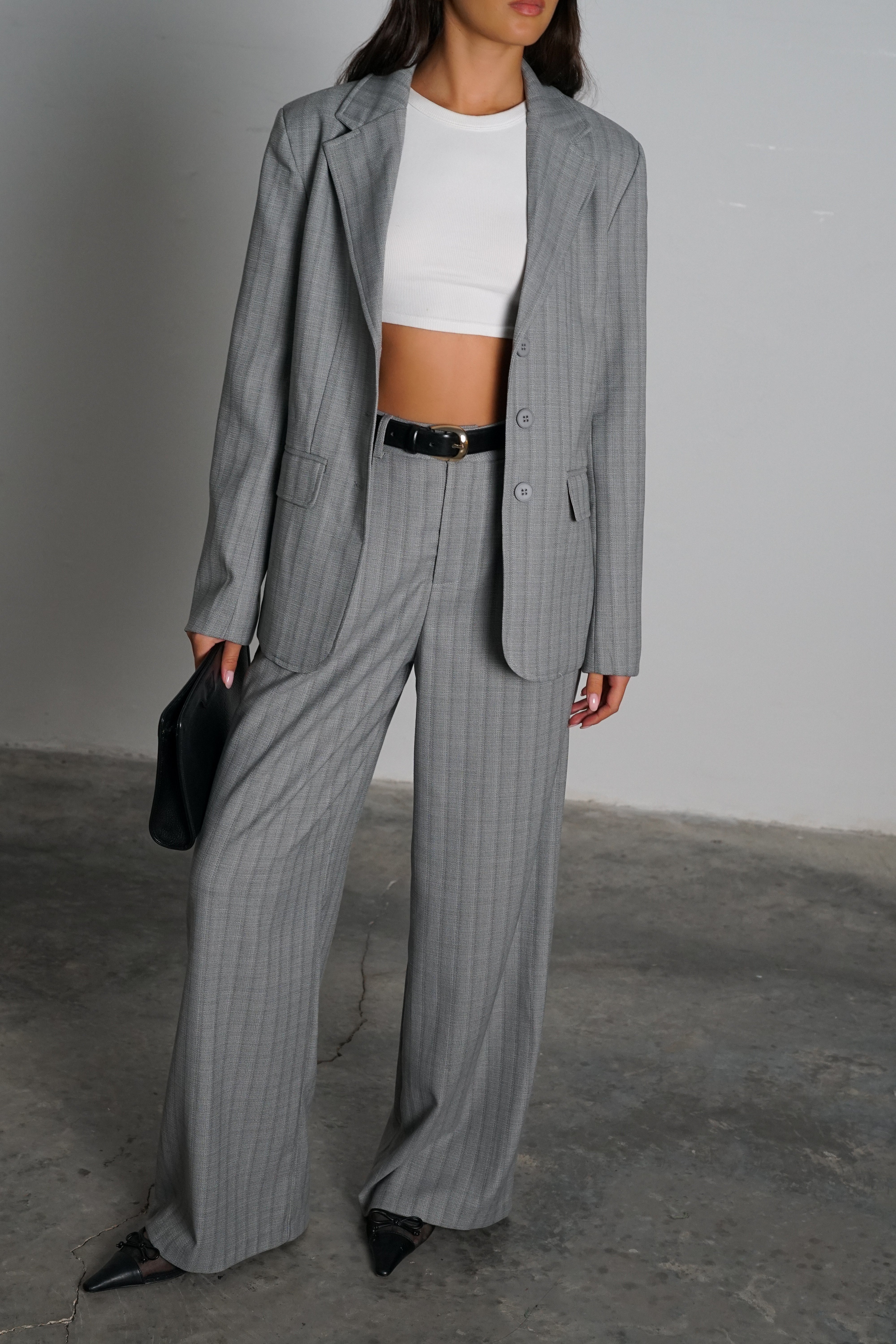 חליפת ארקאי-אפור בהיר