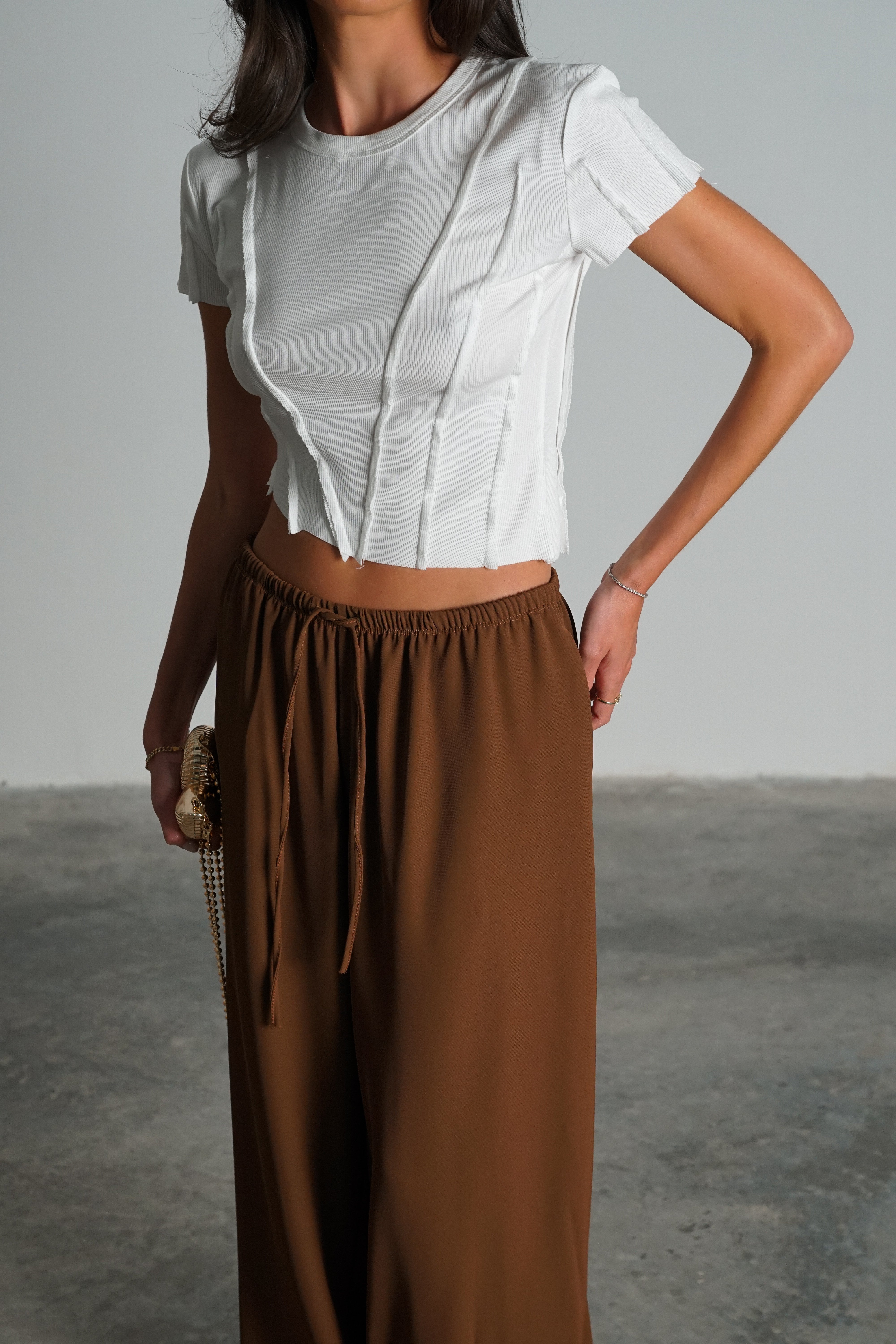 חולצת קוני-לבן